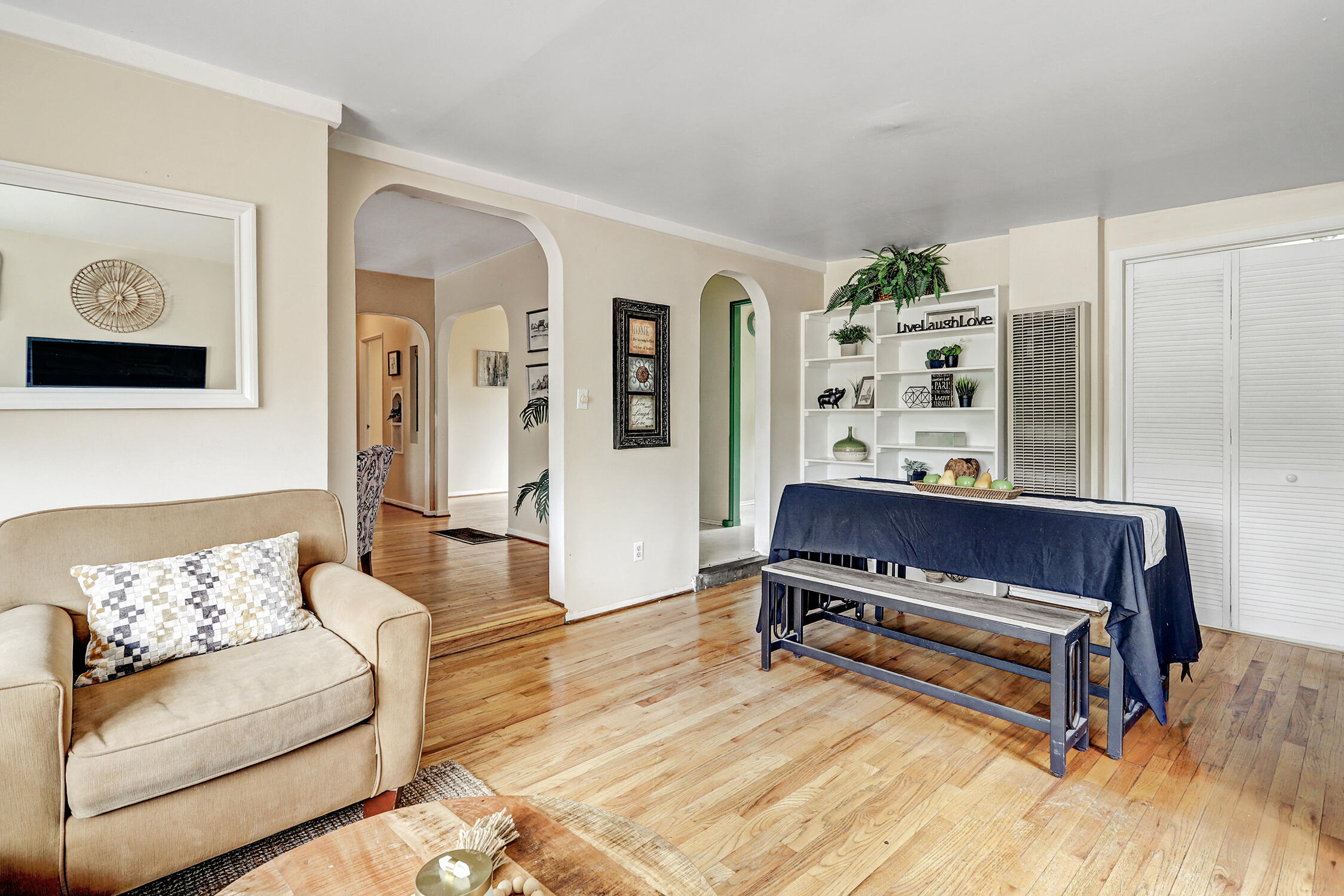 414 CHACOMA Place SW