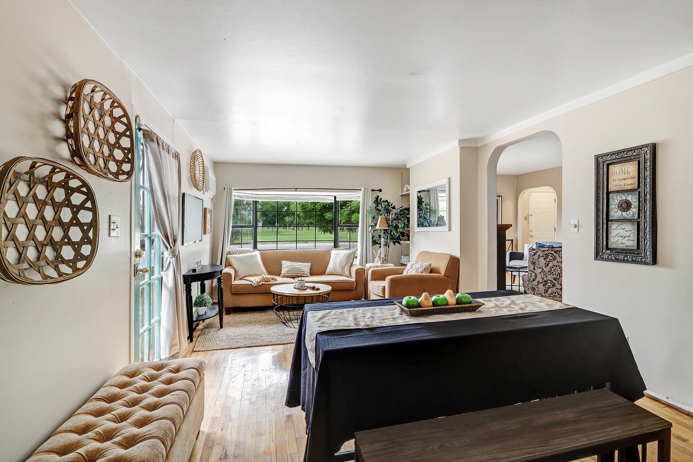 414 CHACOMA Place SW