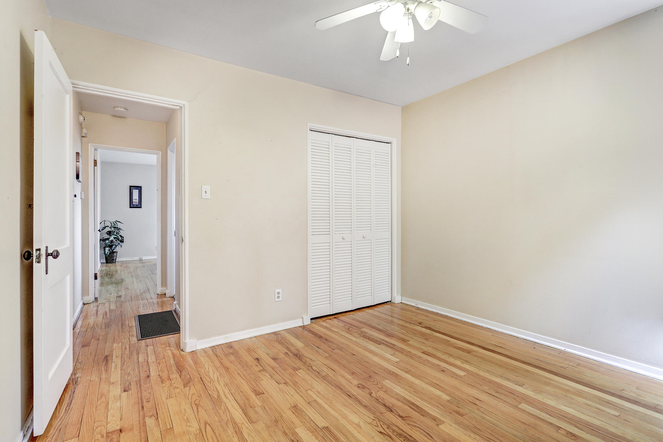 414 CHACOMA Place SW