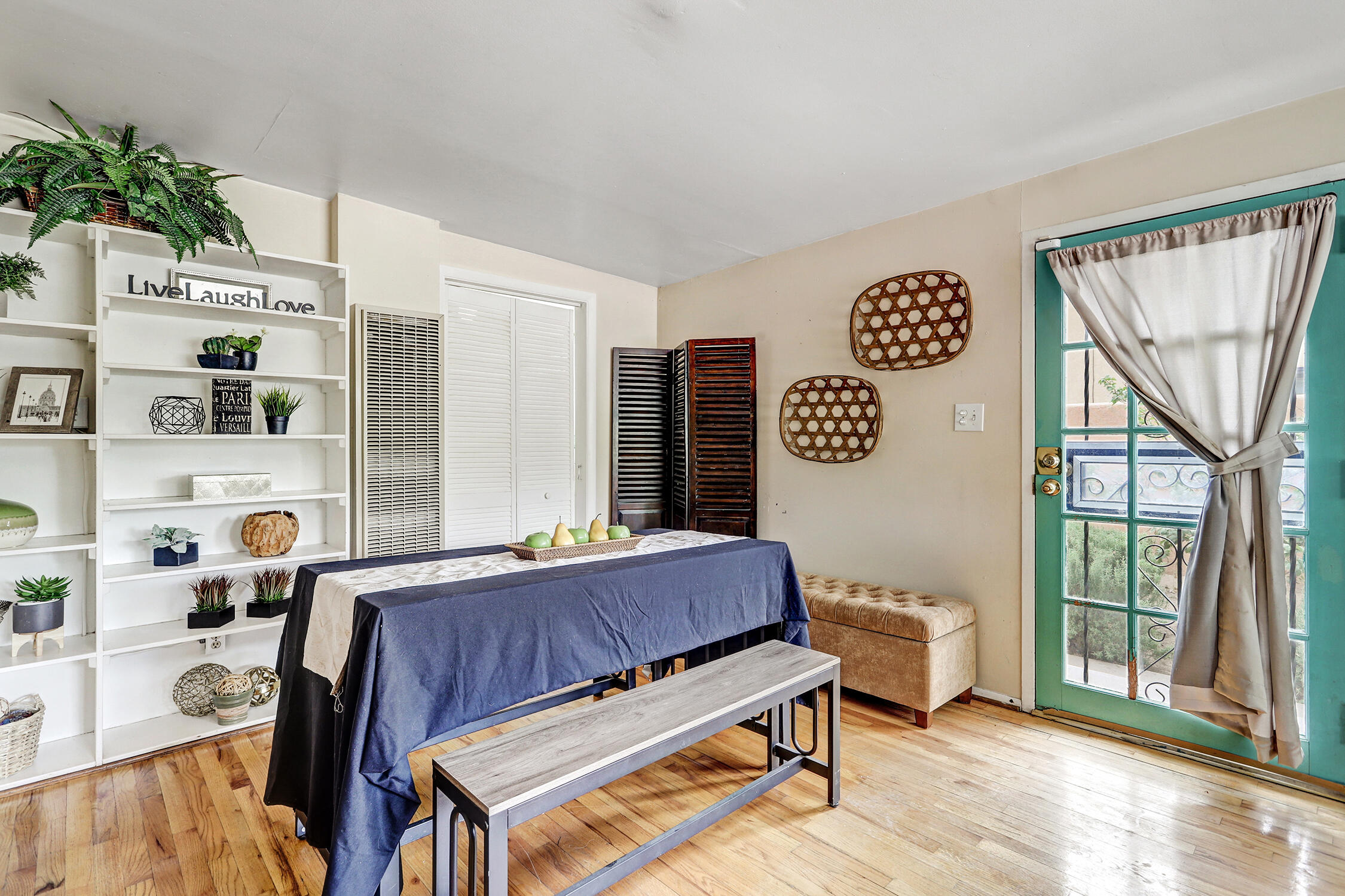 414 CHACOMA Place SW