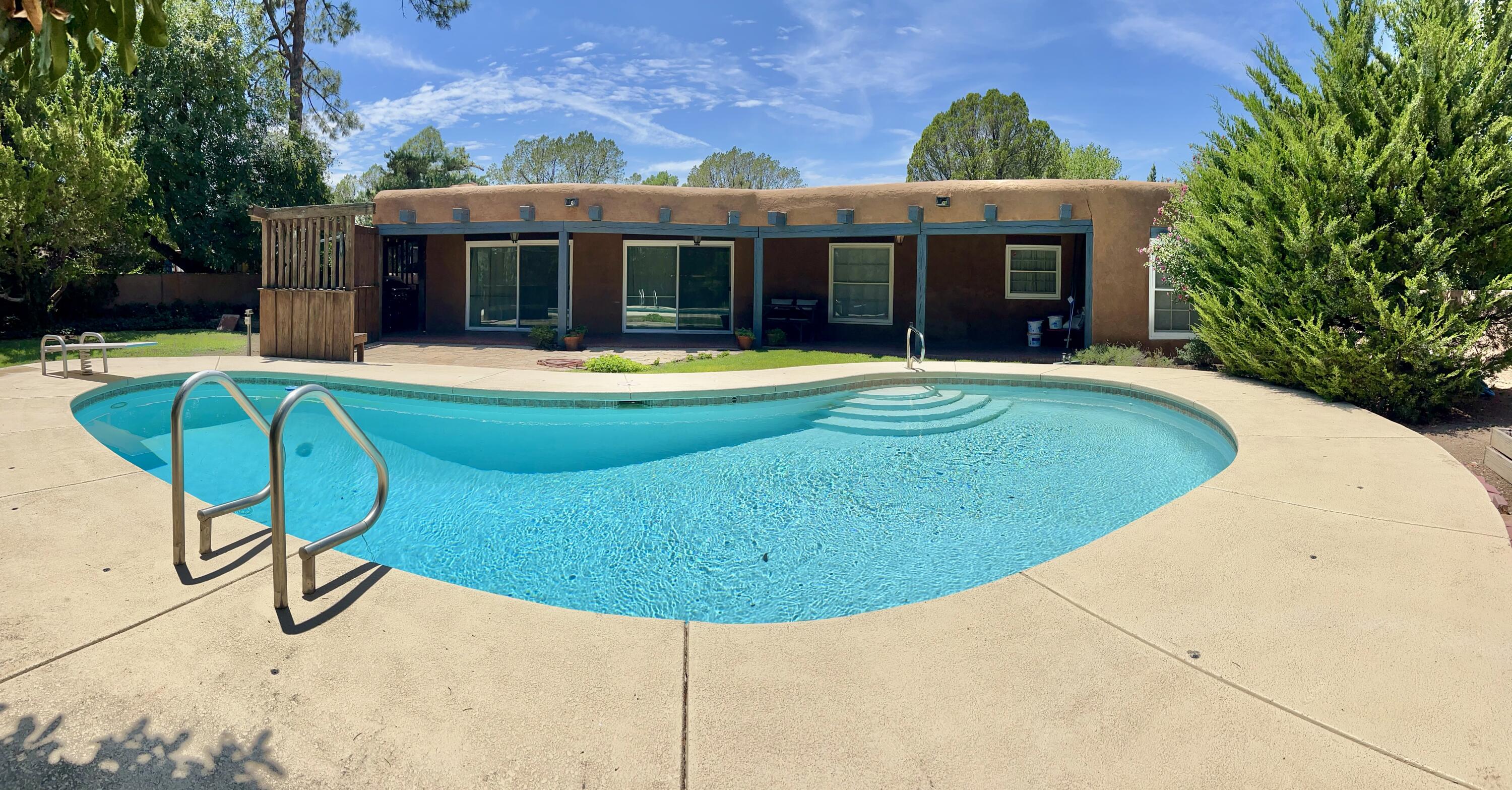 1920 MORNINGSIDE Drive NE