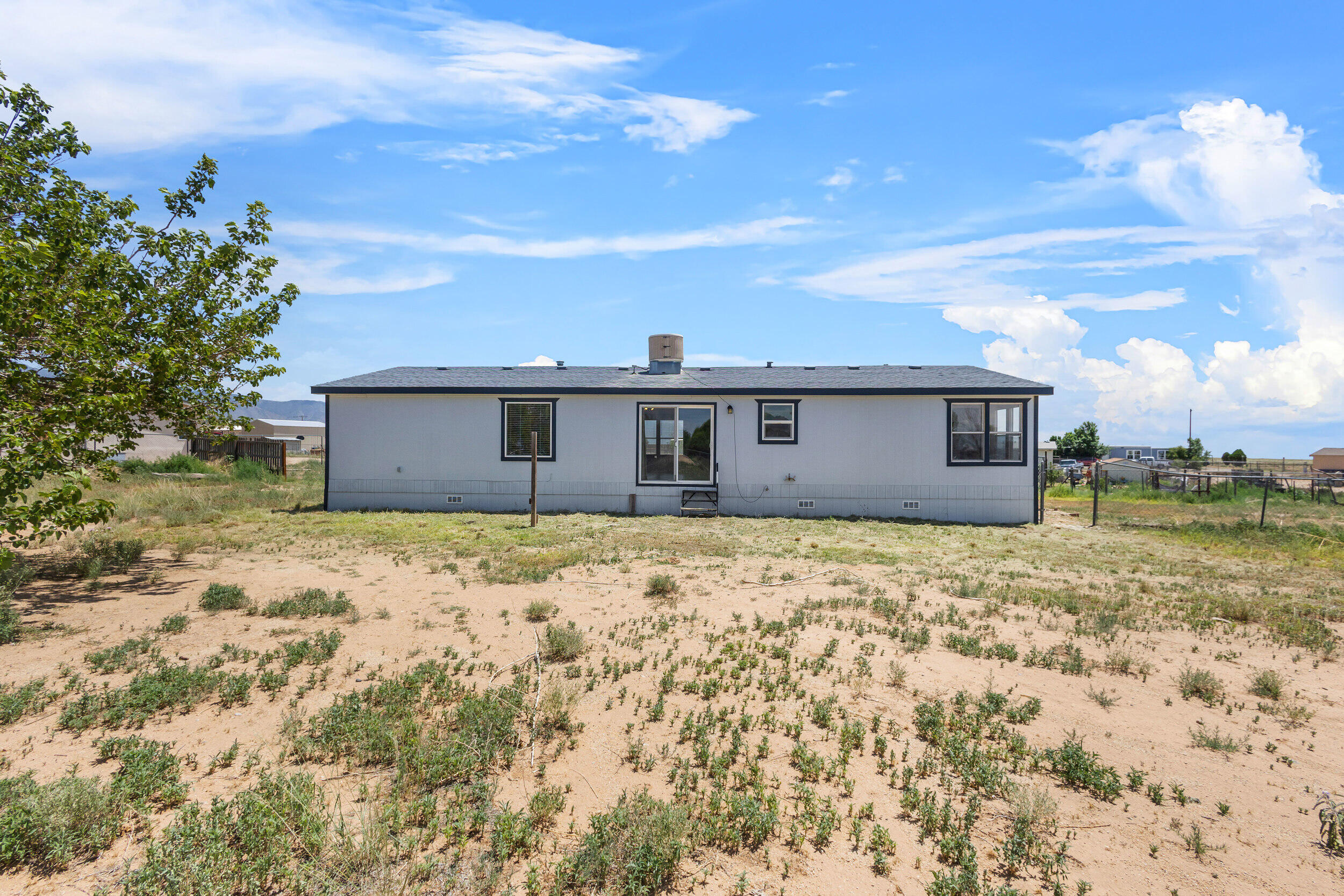 3 OAK Circle