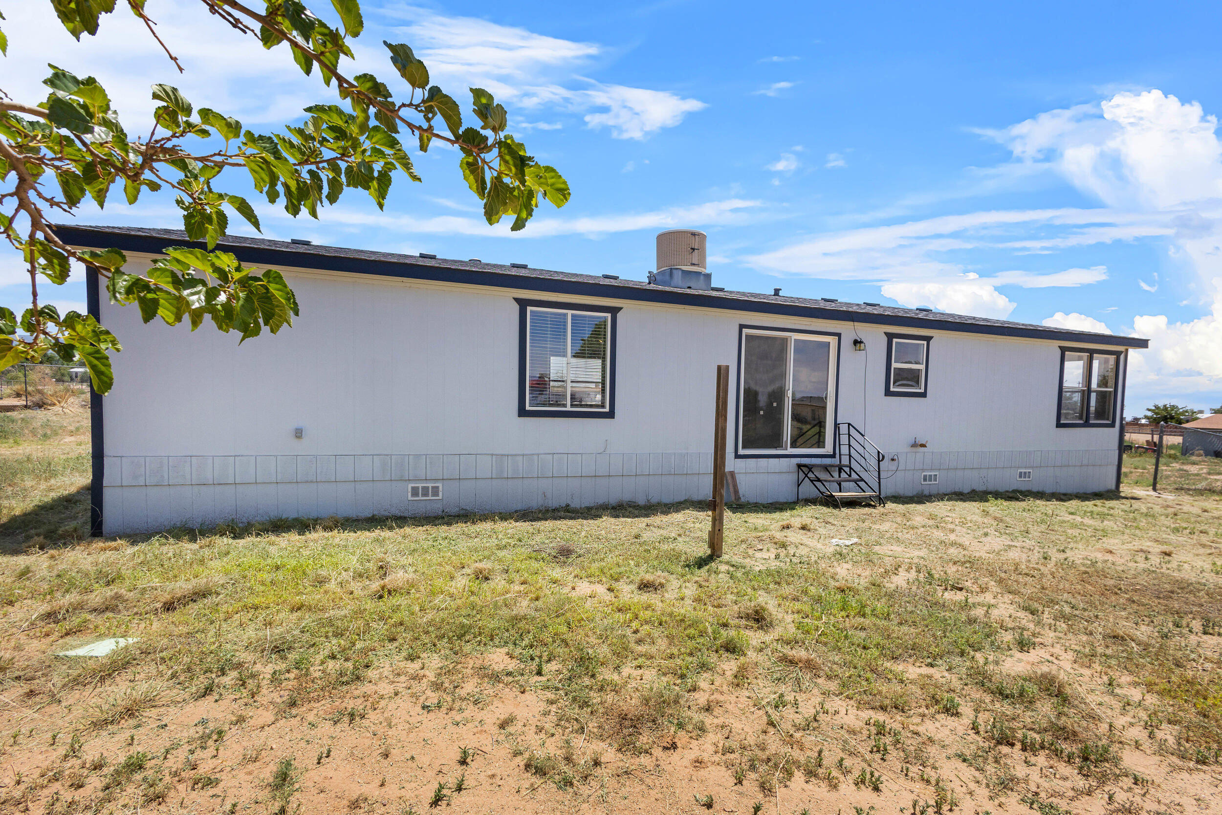 3 OAK Circle