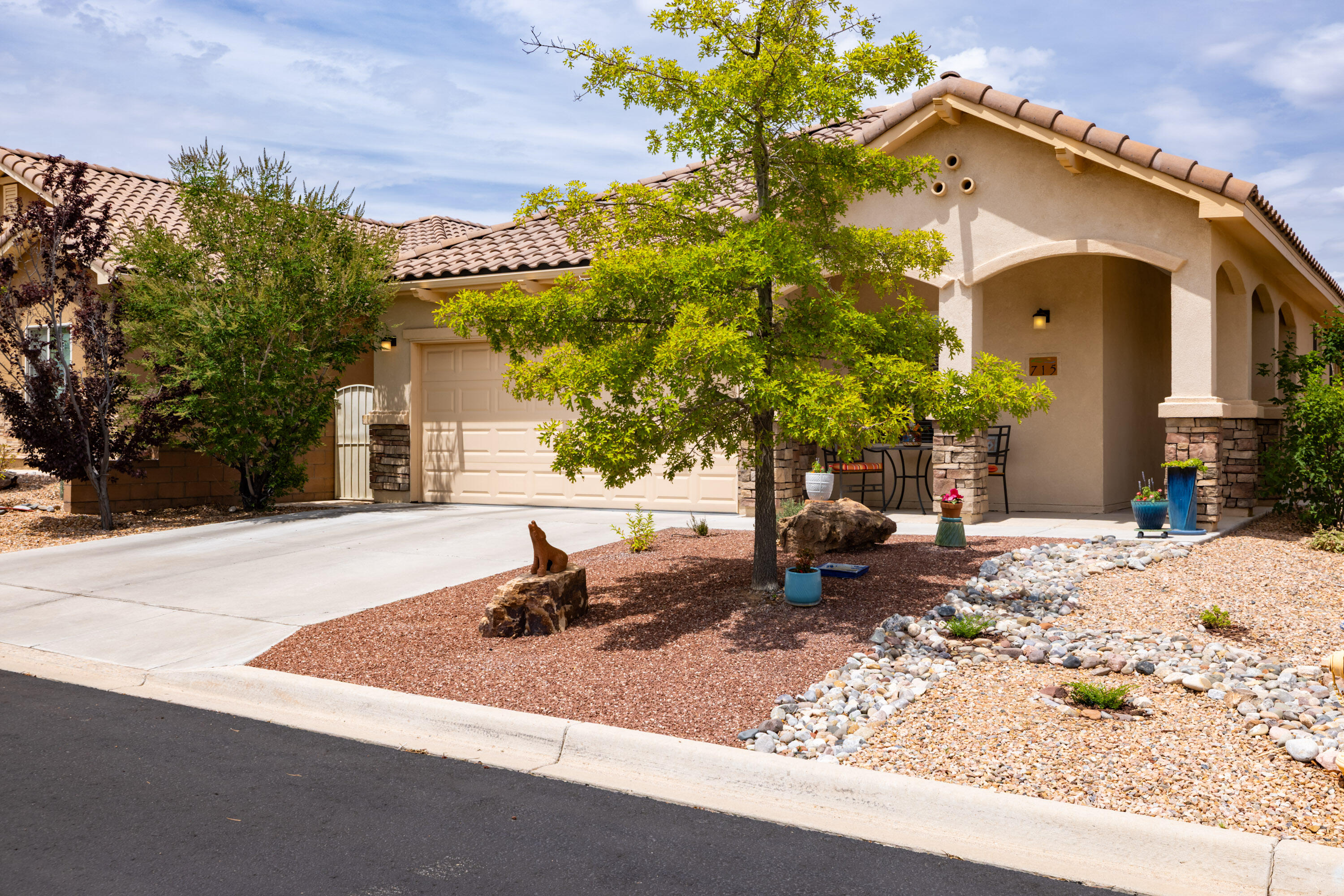 715 DESERT MARIGOLD Court