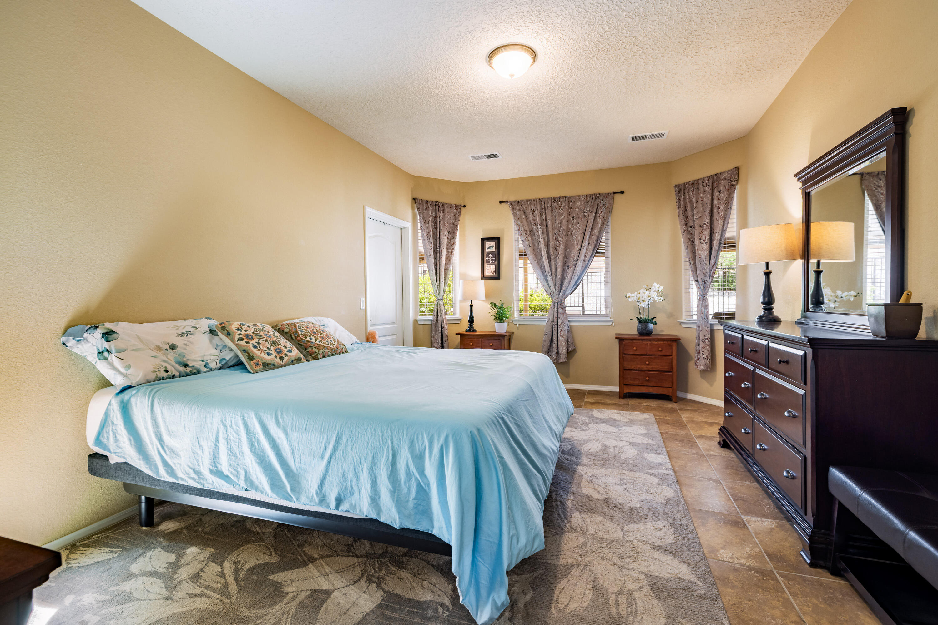 715 DESERT MARIGOLD Court
