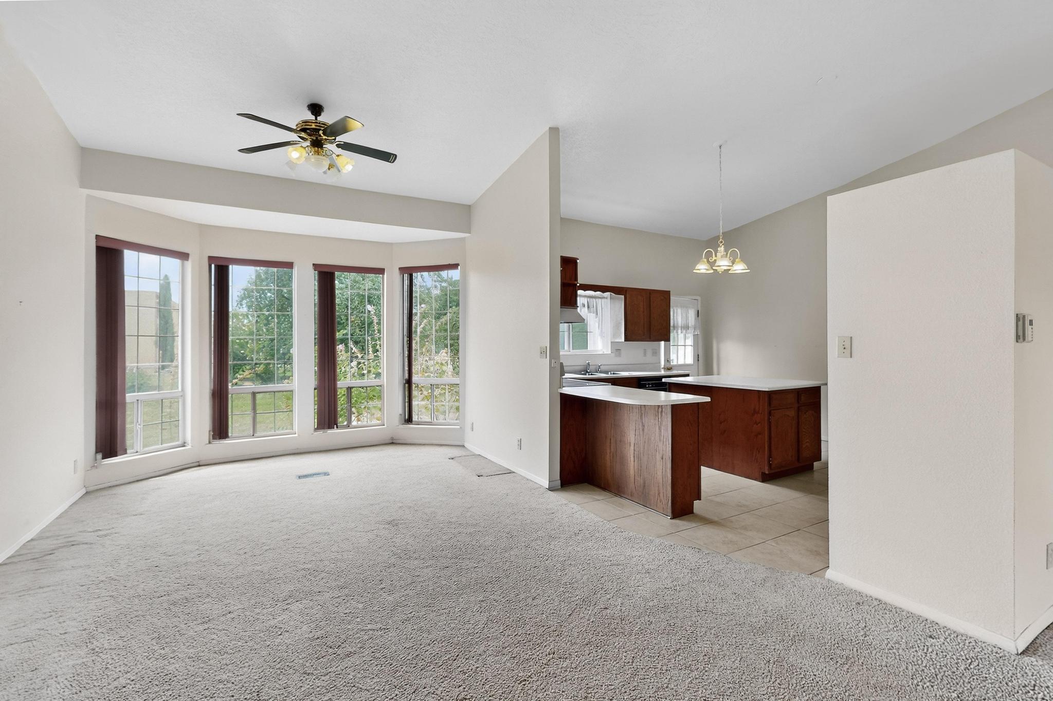 329 HATHAWAY Circle