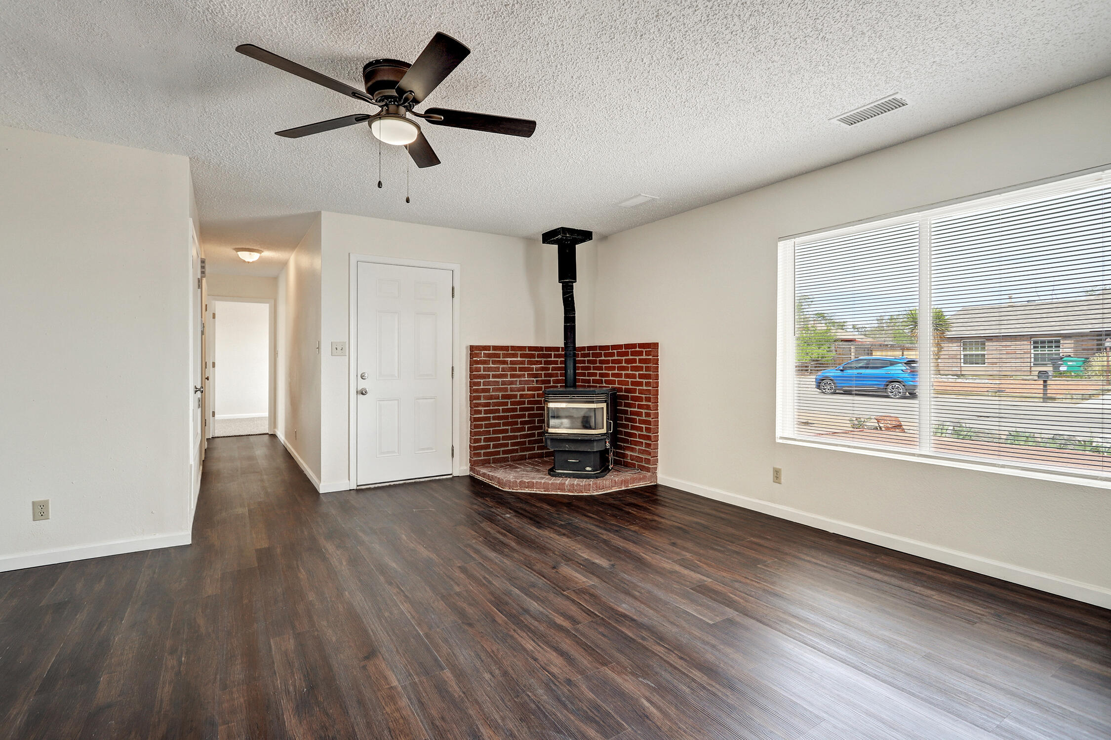 175 DARLENE Road SE