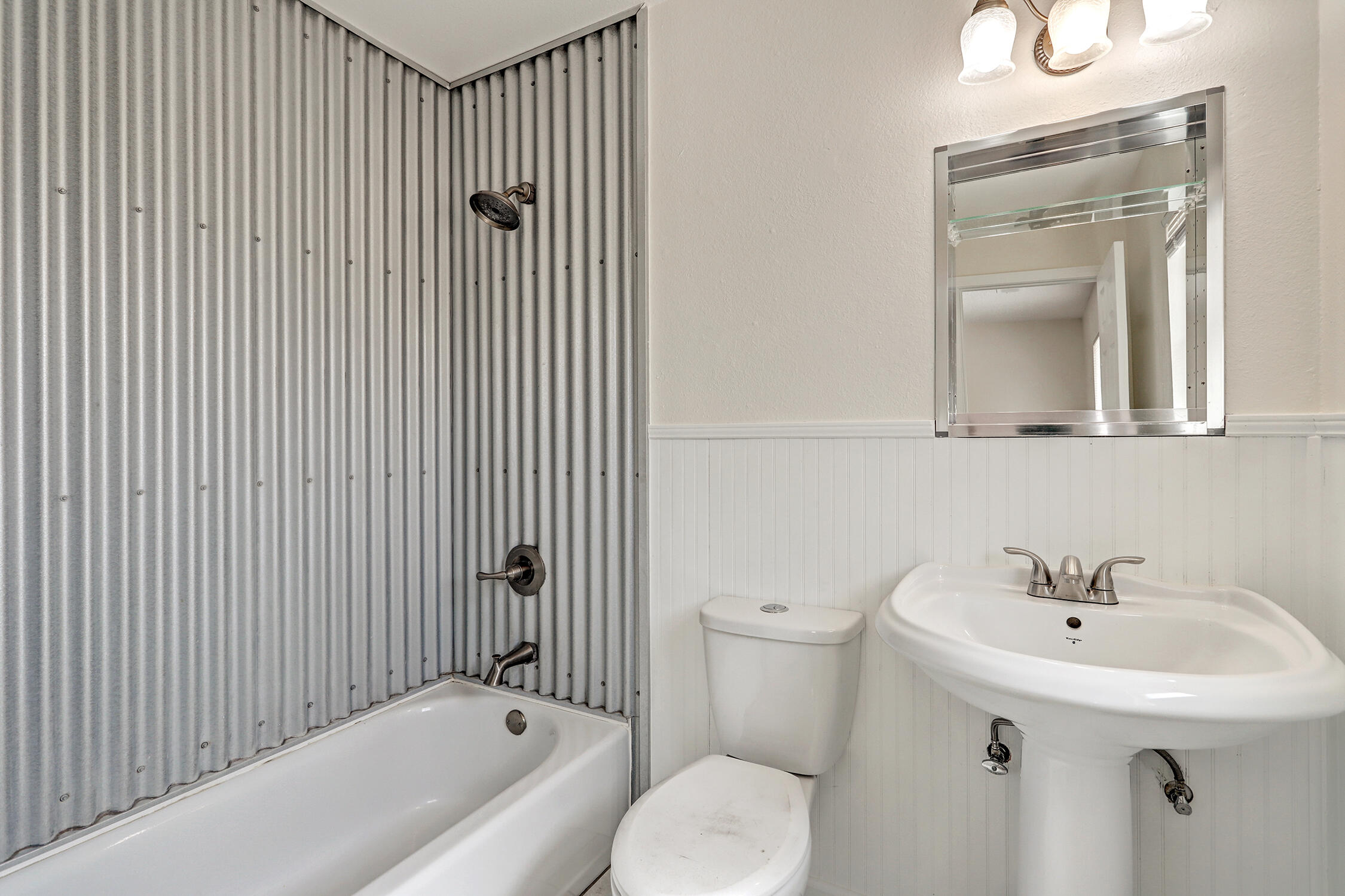 175 DARLENE Road SE