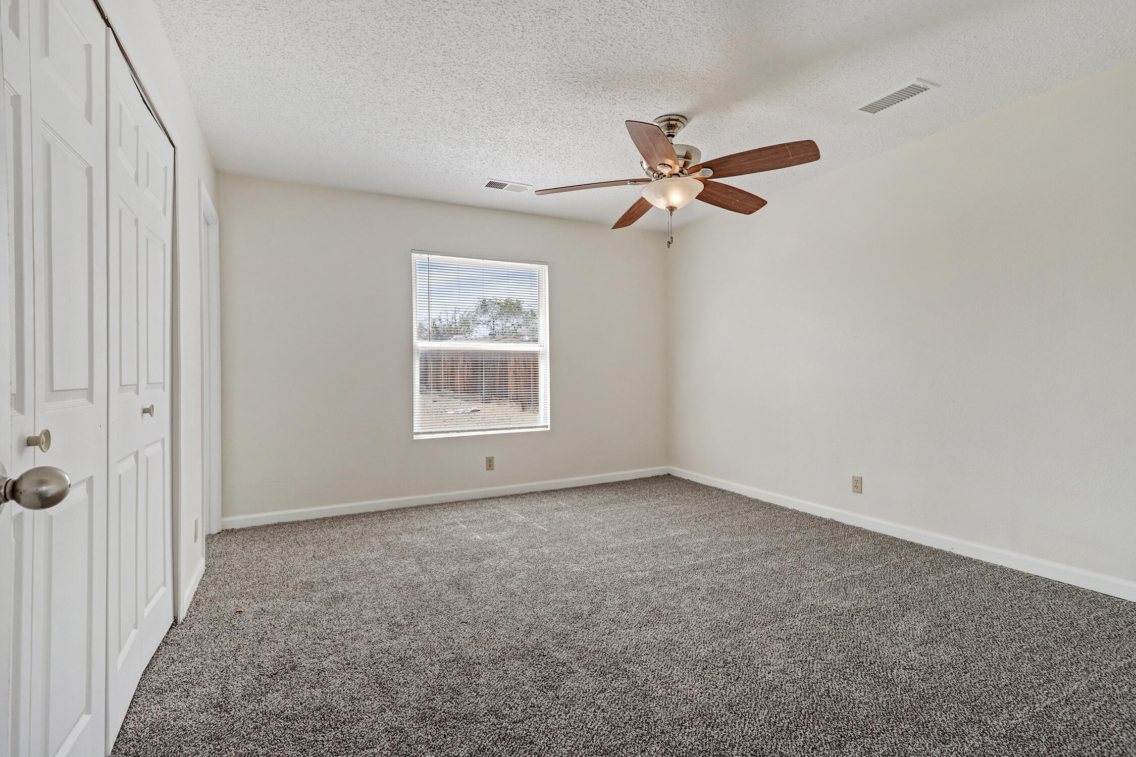 175 DARLENE Road SE