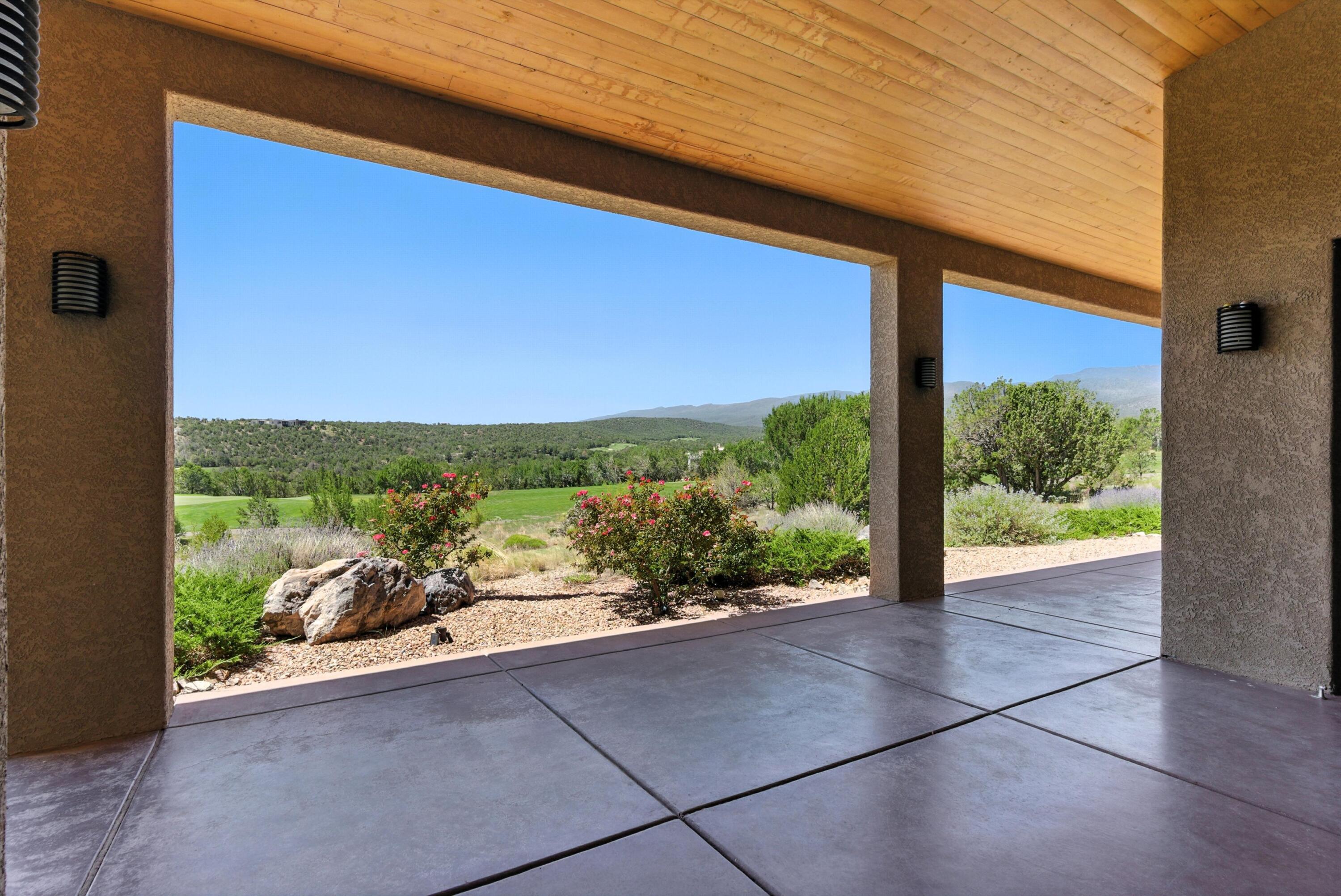 29 Hogan Ct Court