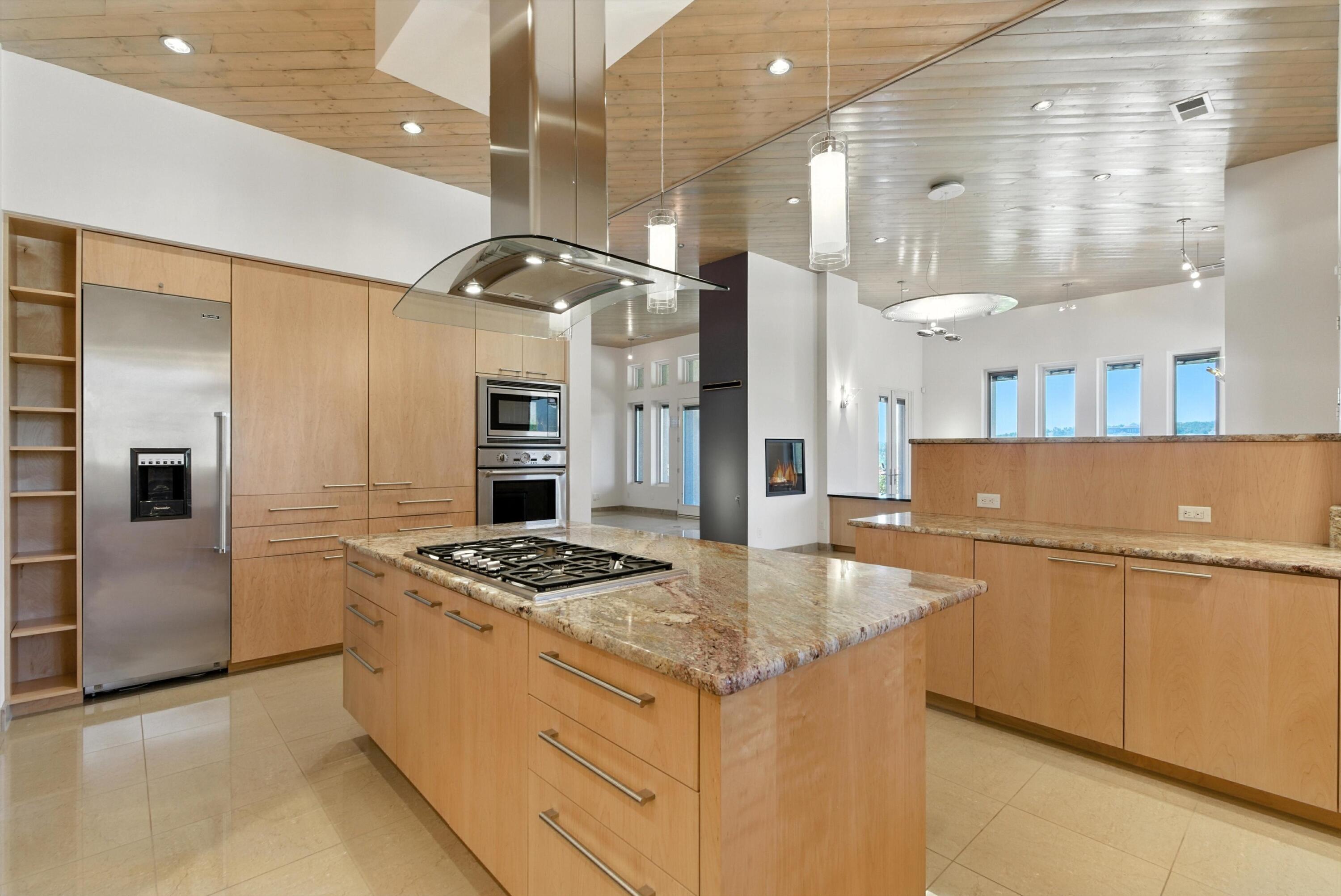 29 Hogan Ct Court