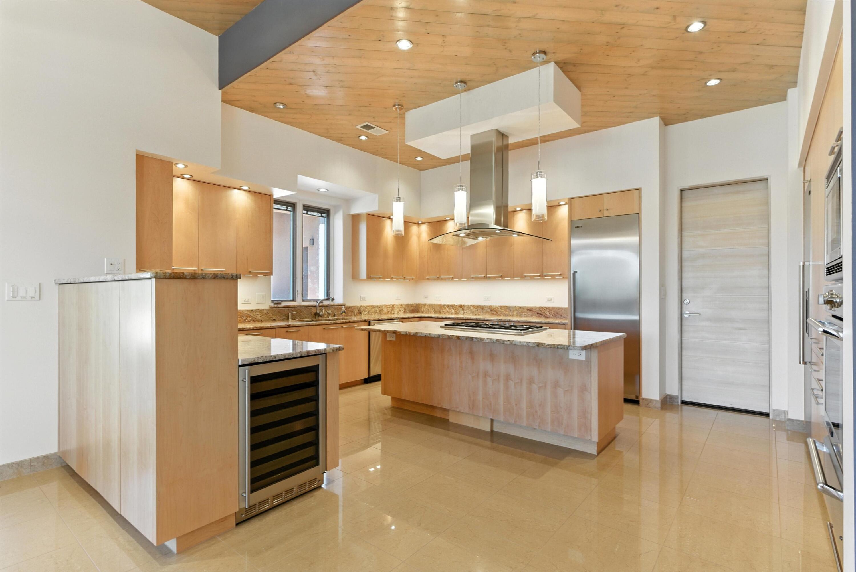 29 Hogan Ct Court