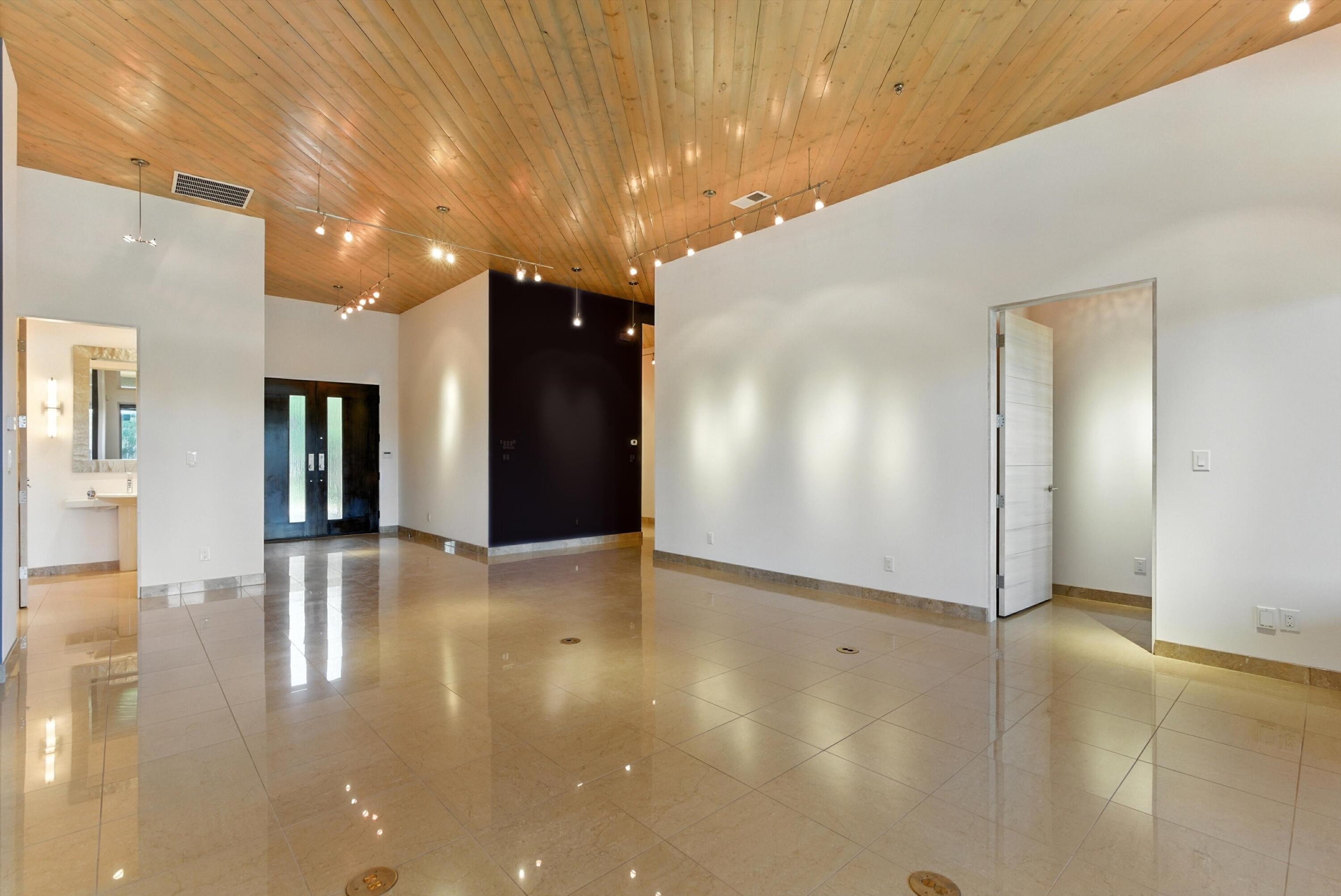 29 Hogan Ct Court