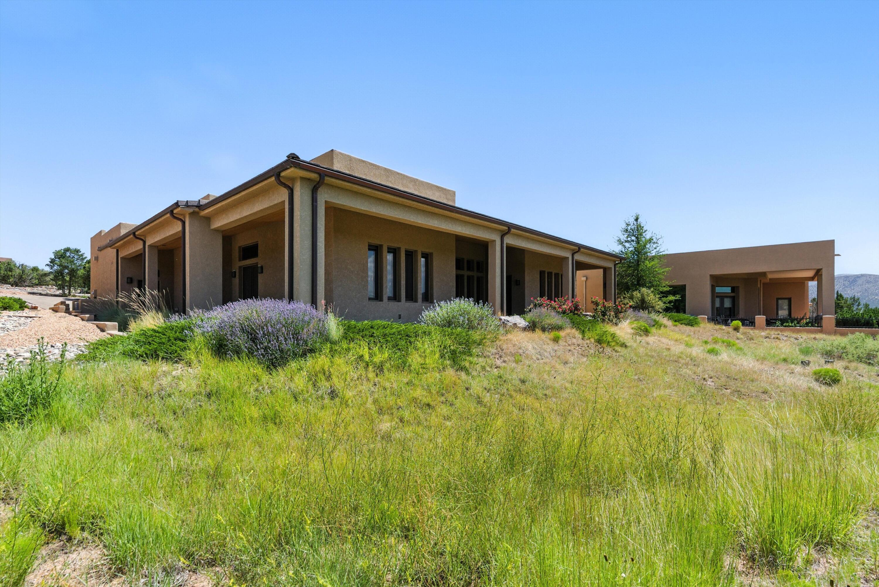 29 Hogan Ct Court