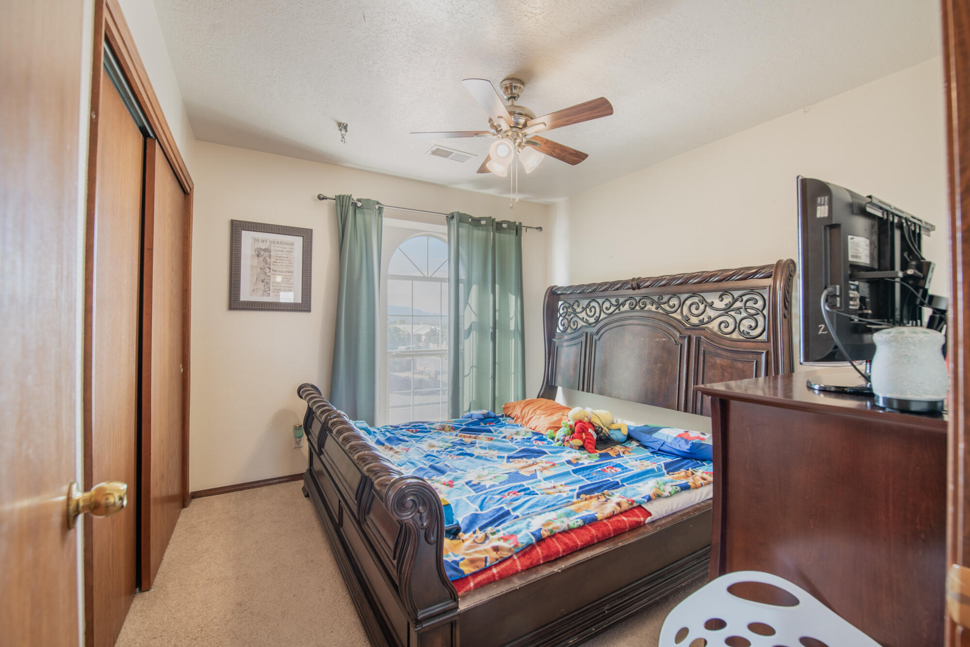 2472 MANZANO Loop NE