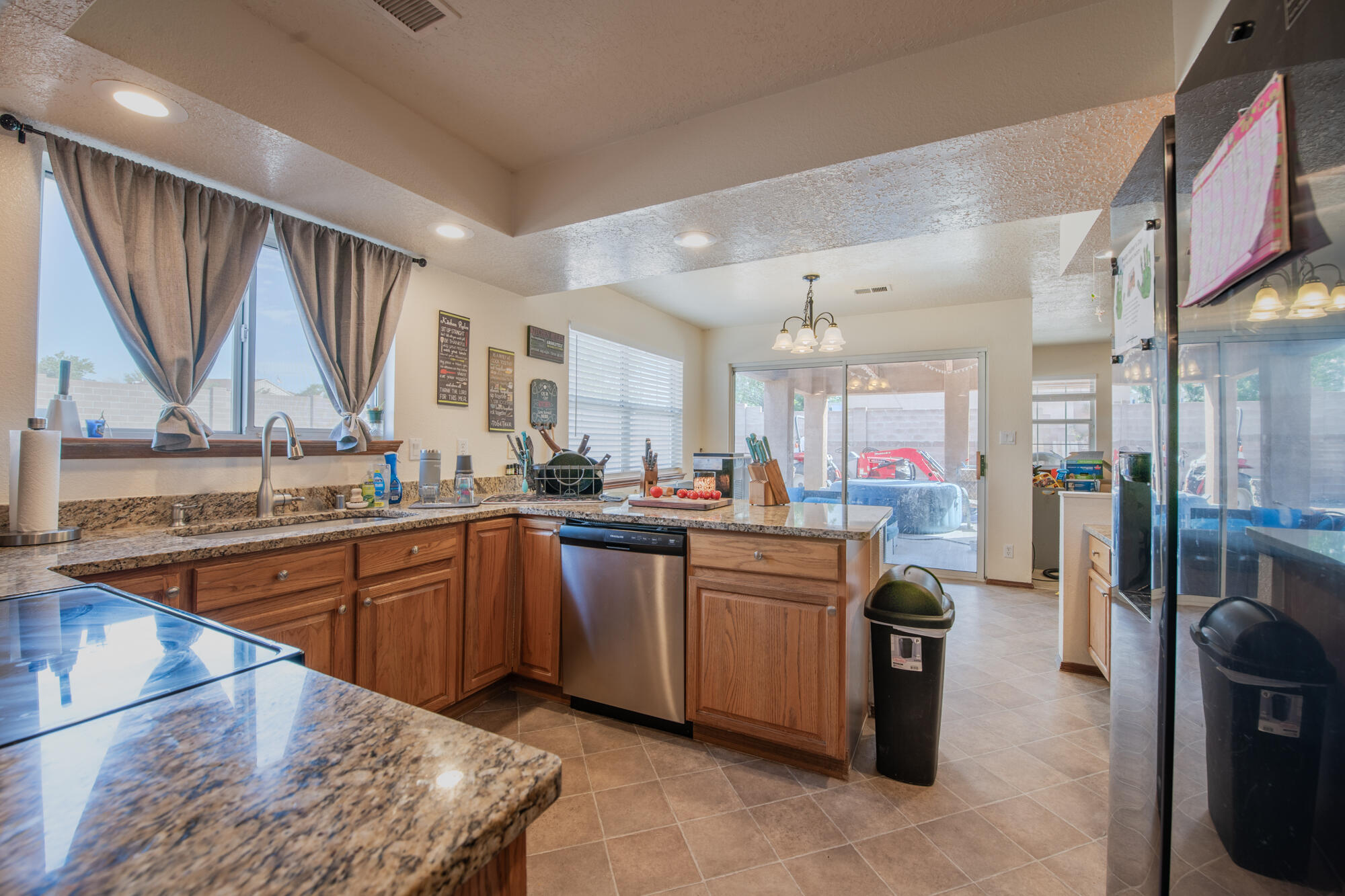 2472 MANZANO Loop NE