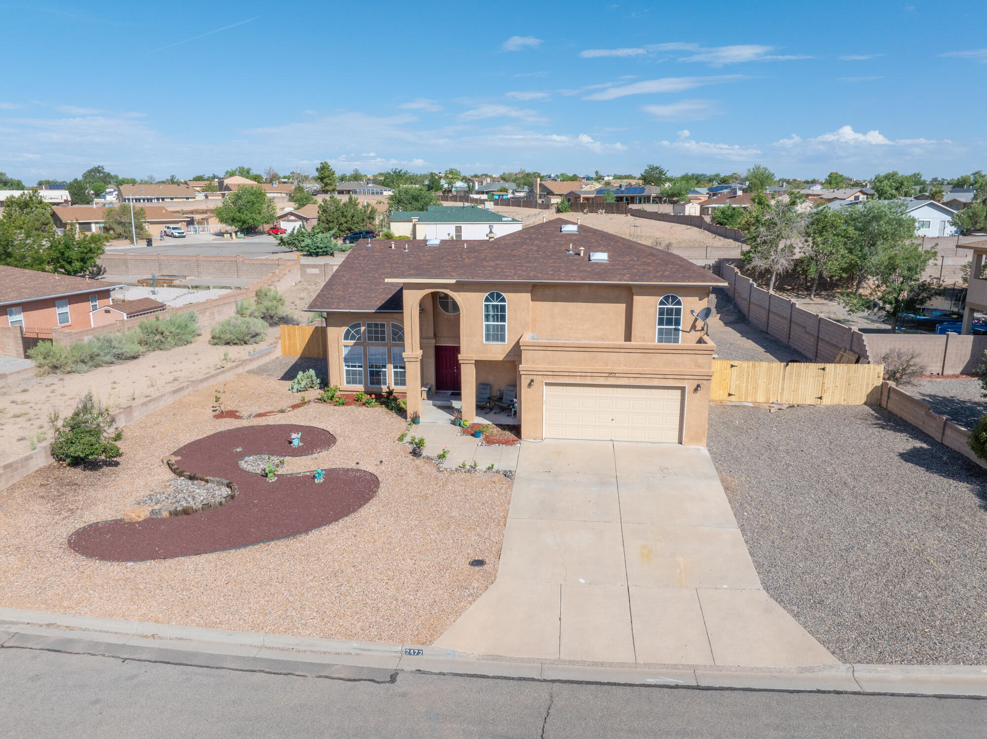 2472 MANZANO Loop NE