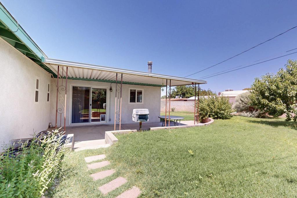 11105 HAINES Avenue NE