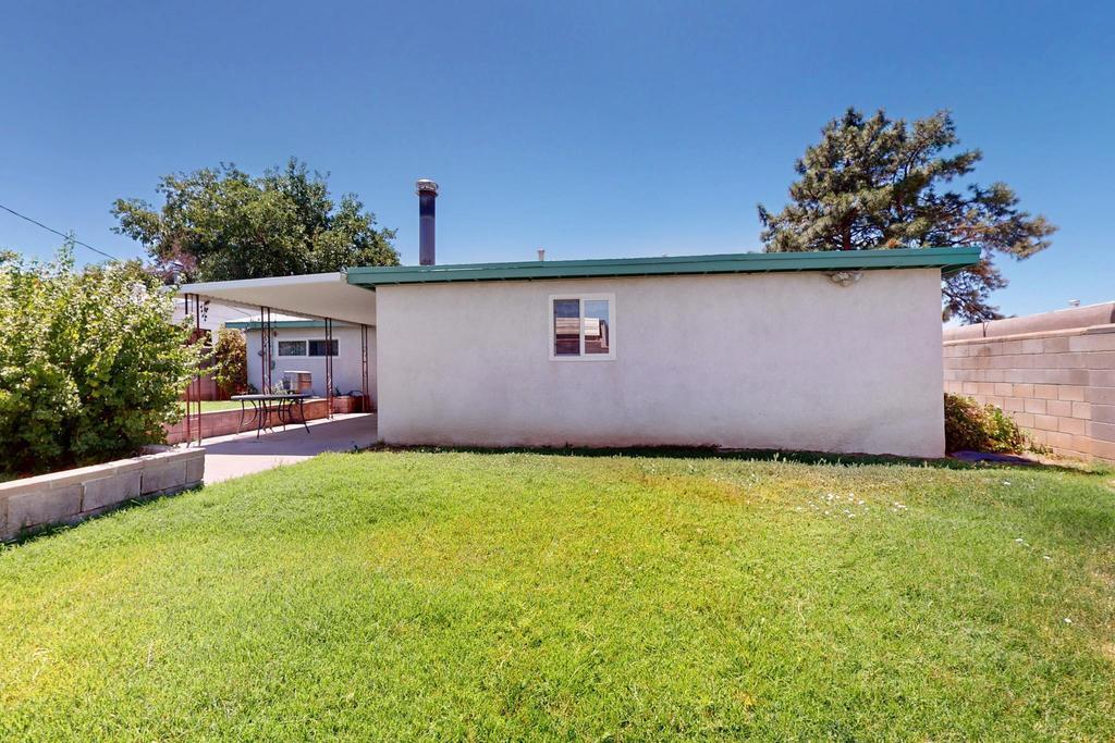 11105 HAINES Avenue NE