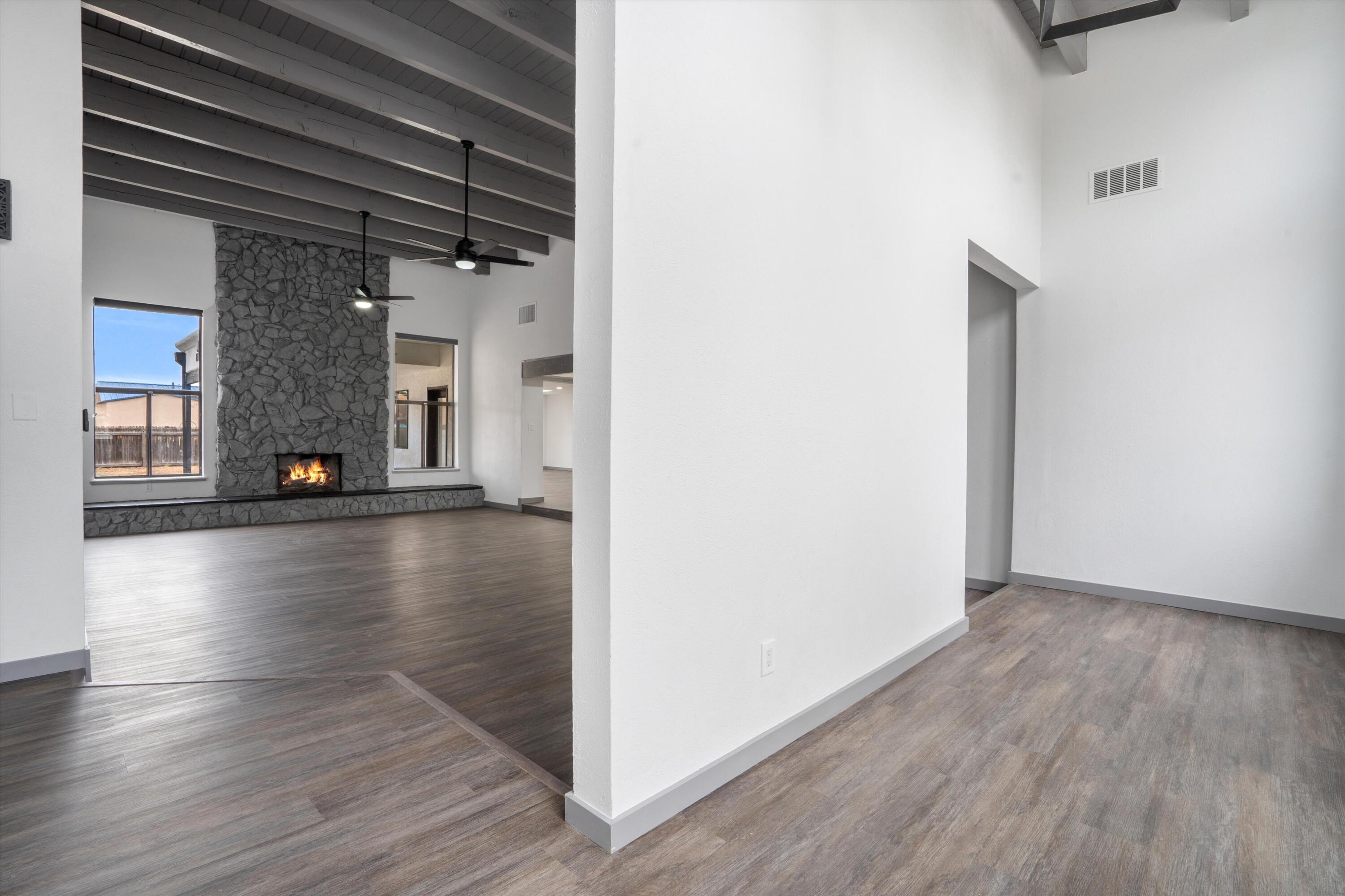 3900 SAINT ANDREWS Drive SE