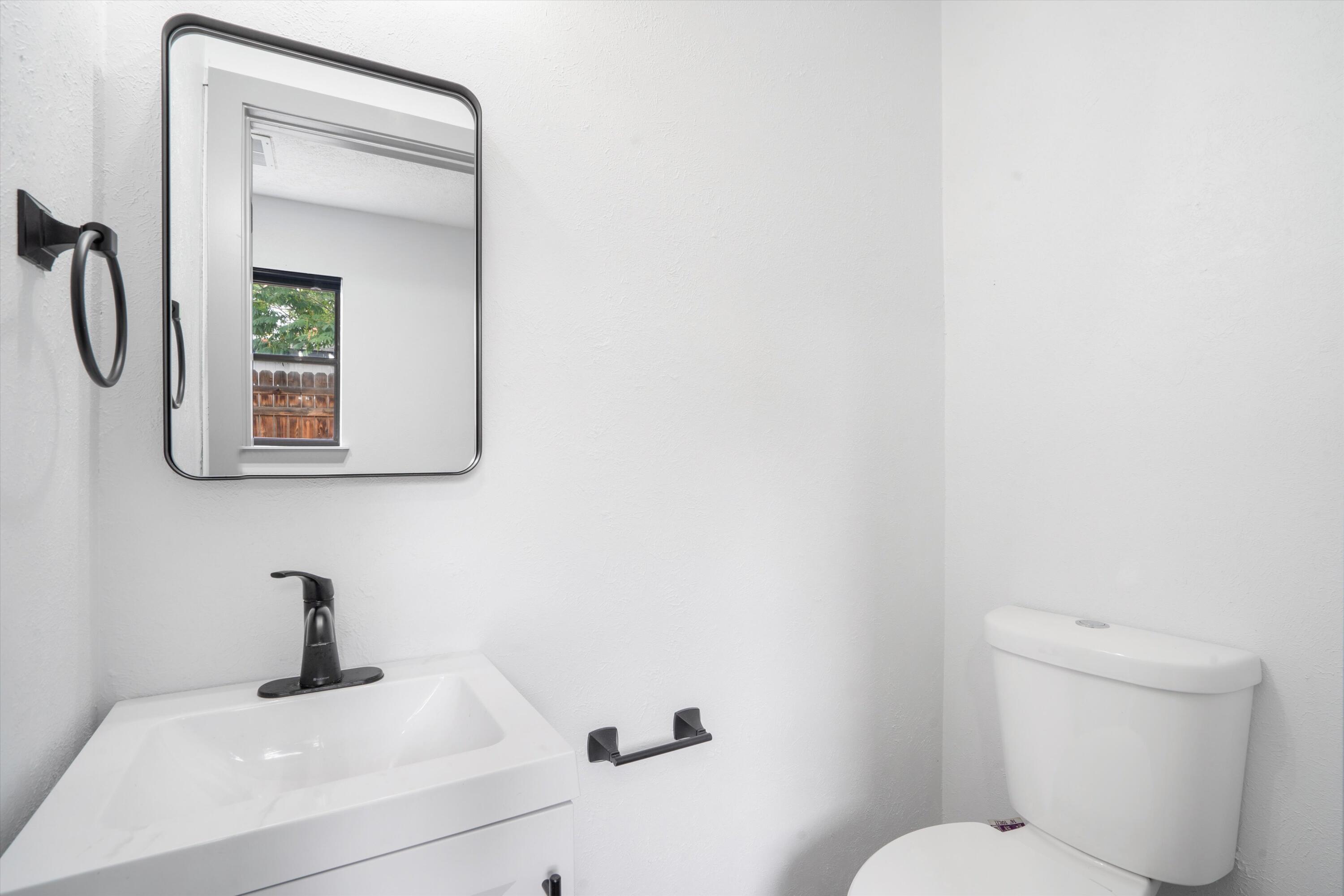 3900 SAINT ANDREWS Drive SE