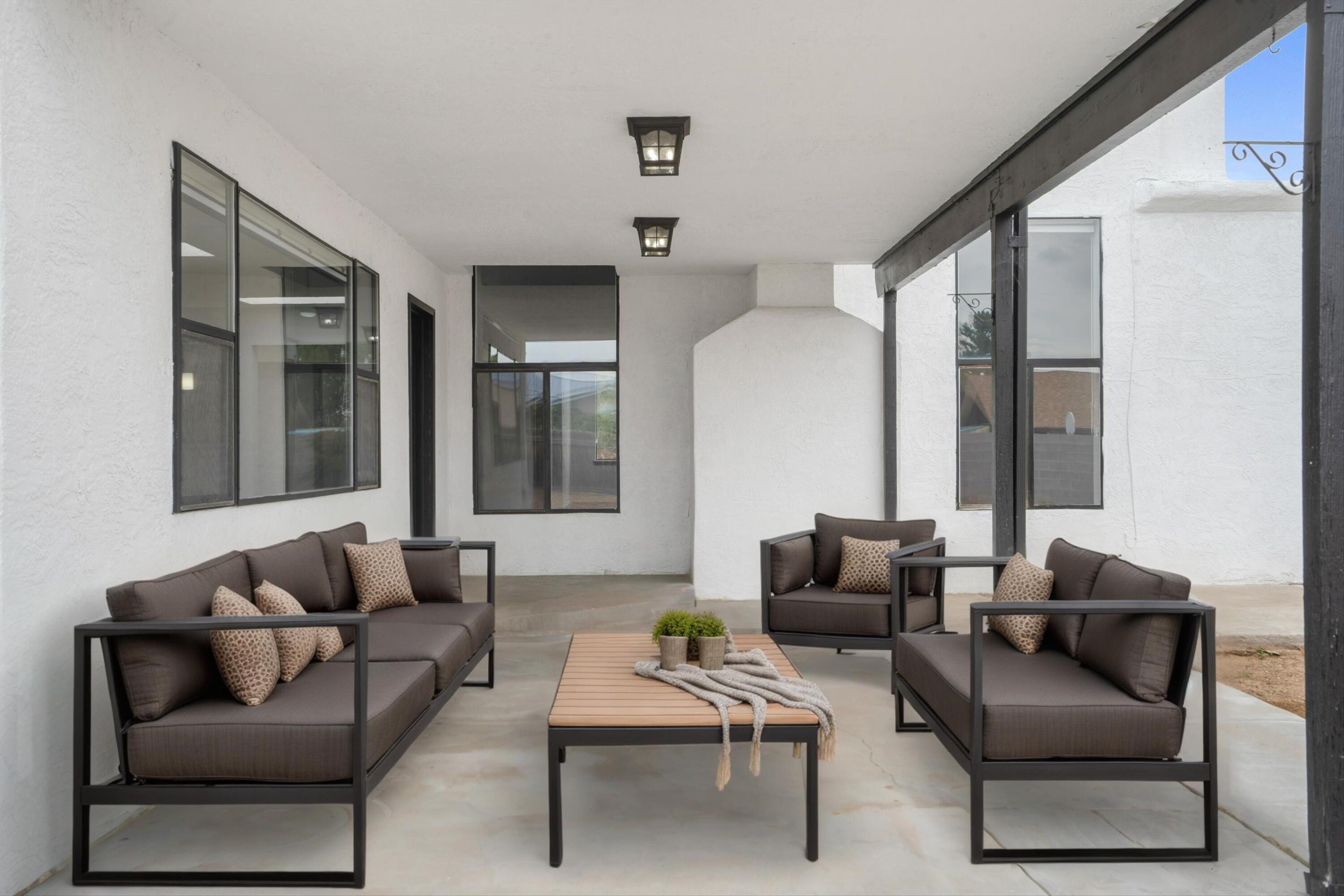 3900 SAINT ANDREWS Drive SE