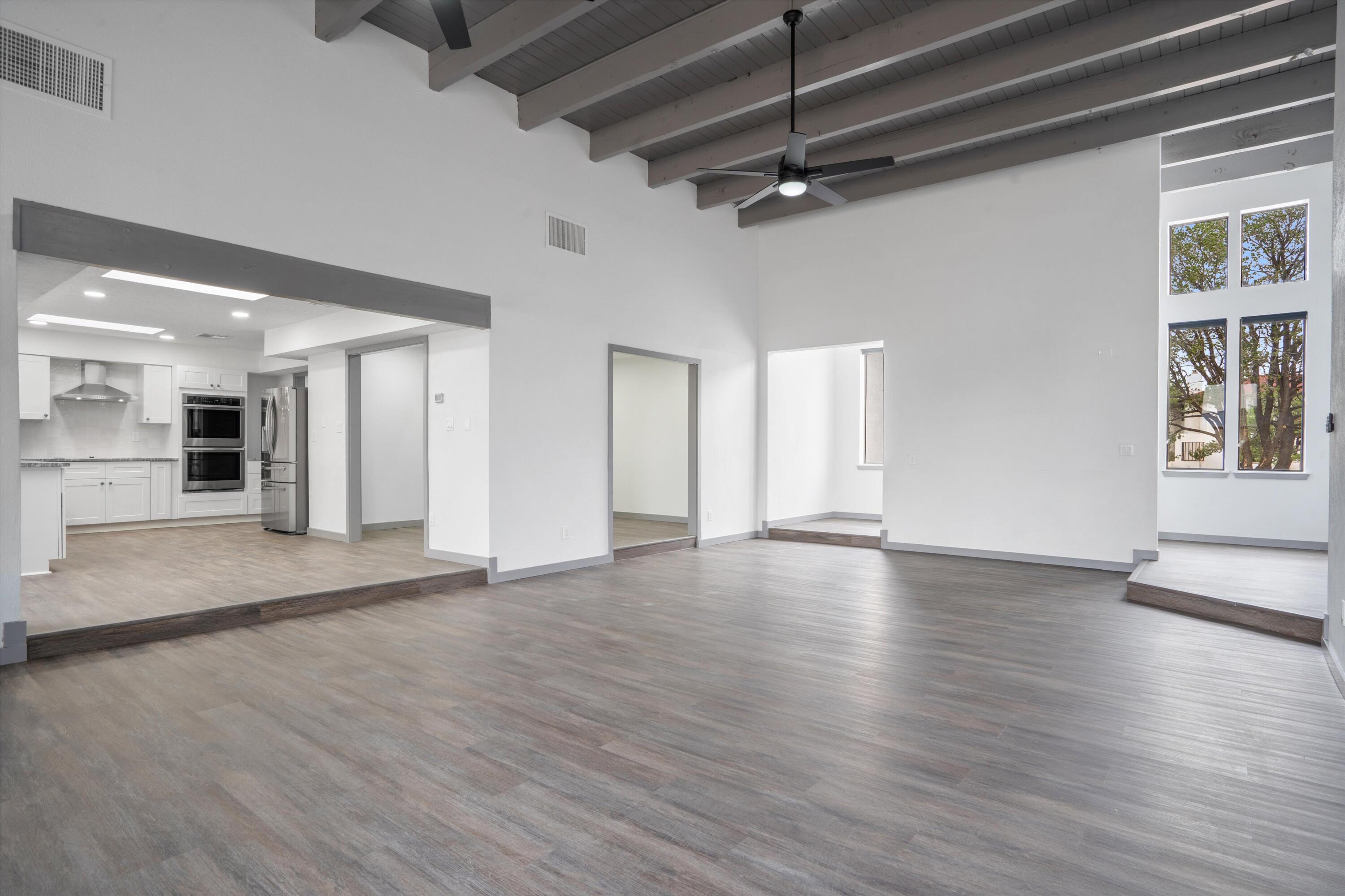 3900 SAINT ANDREWS Drive SE