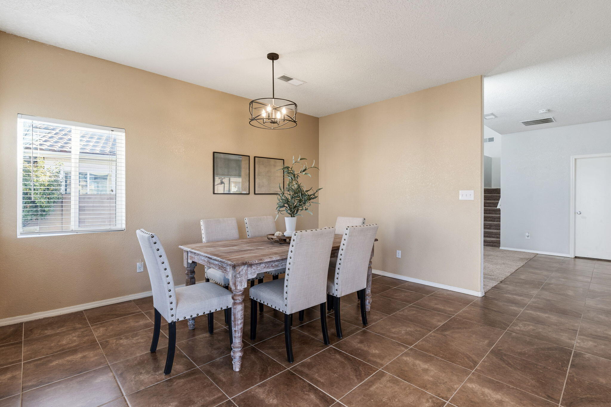 7564 CRICKET HILL Drive NE