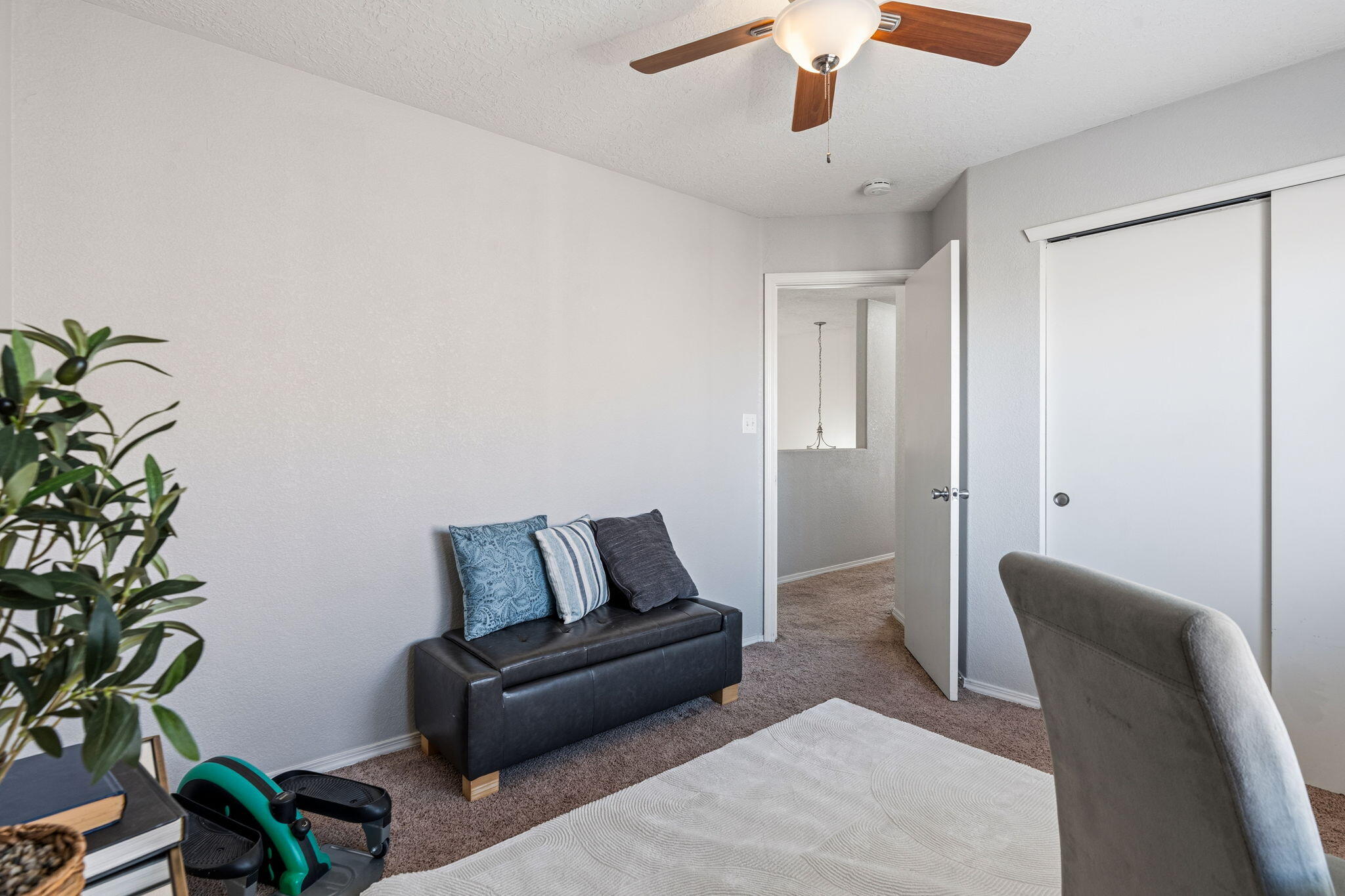 7564 CRICKET HILL Drive NE