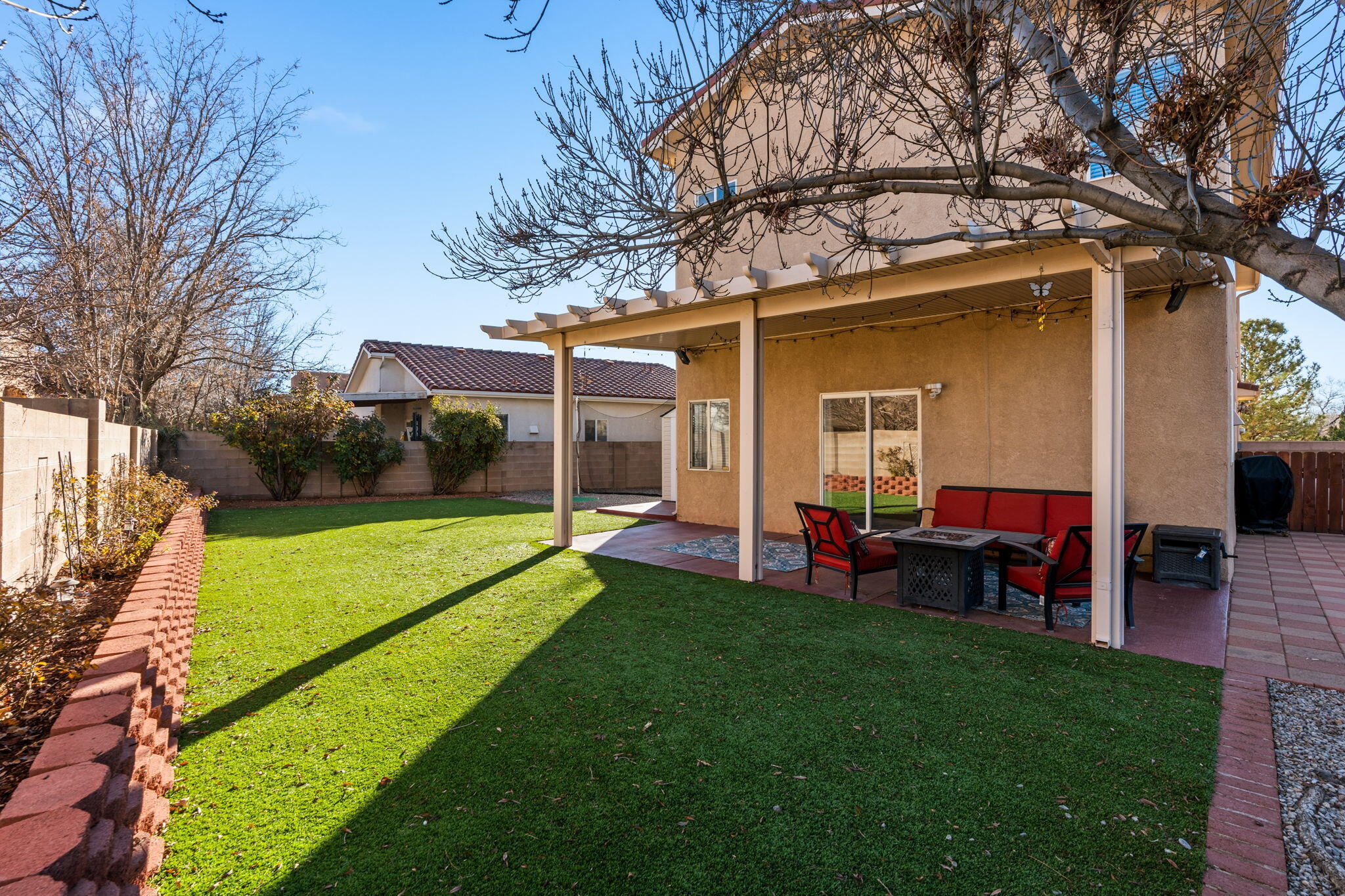 7564 CRICKET HILL Drive NE