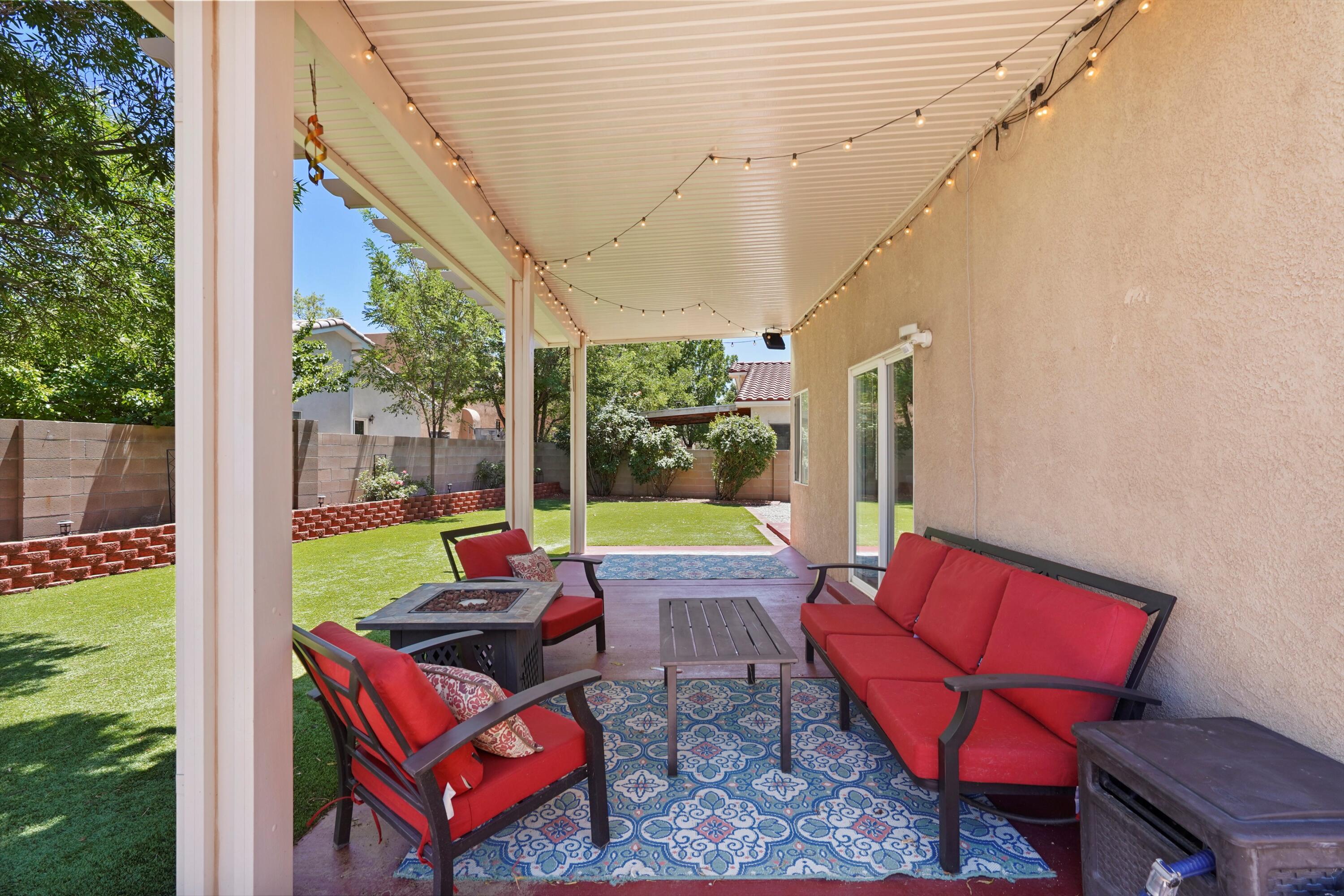 7564 CRICKET HILL Drive NE