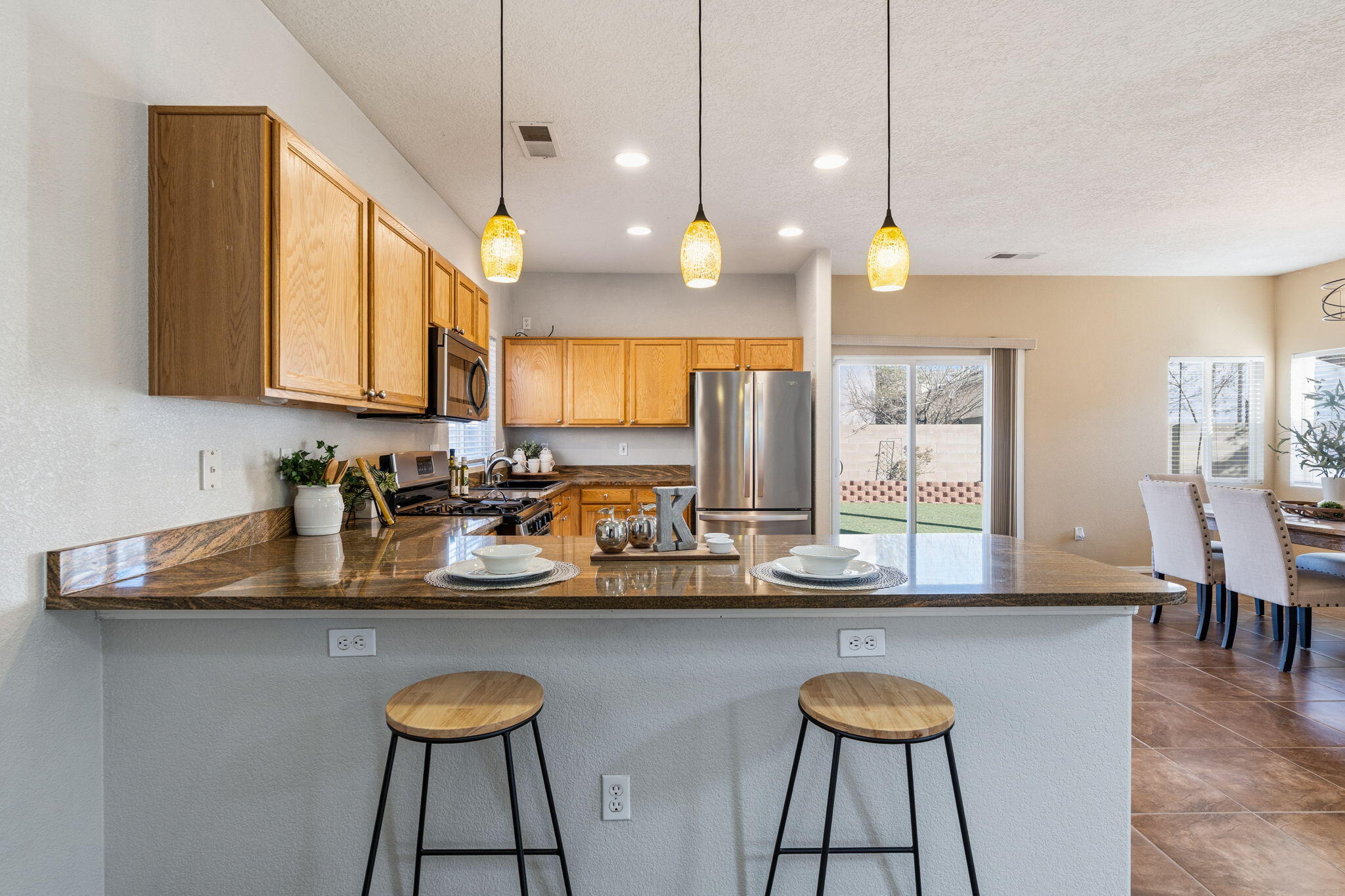 7564 CRICKET HILL Drive NE