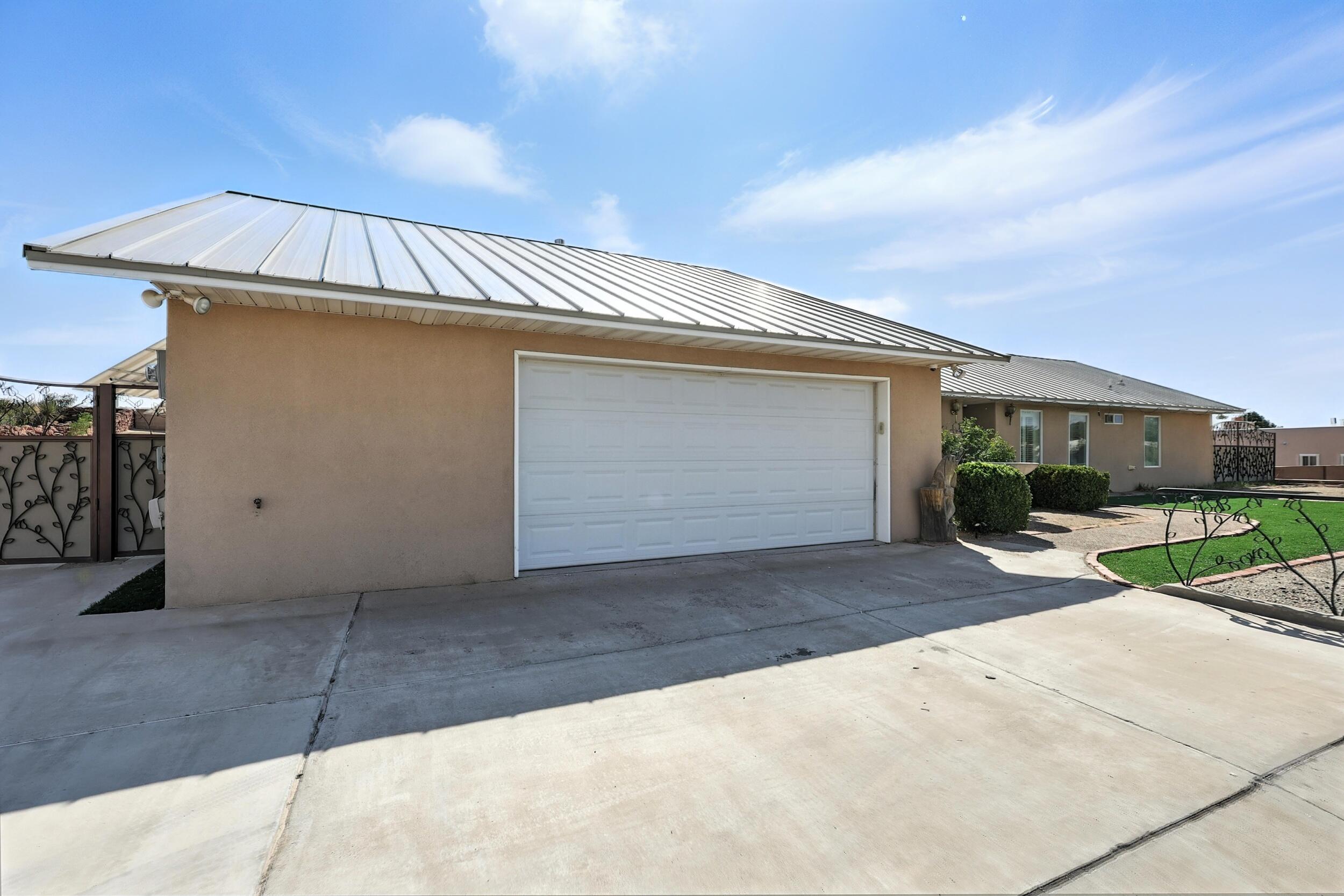109 JARVIS Place