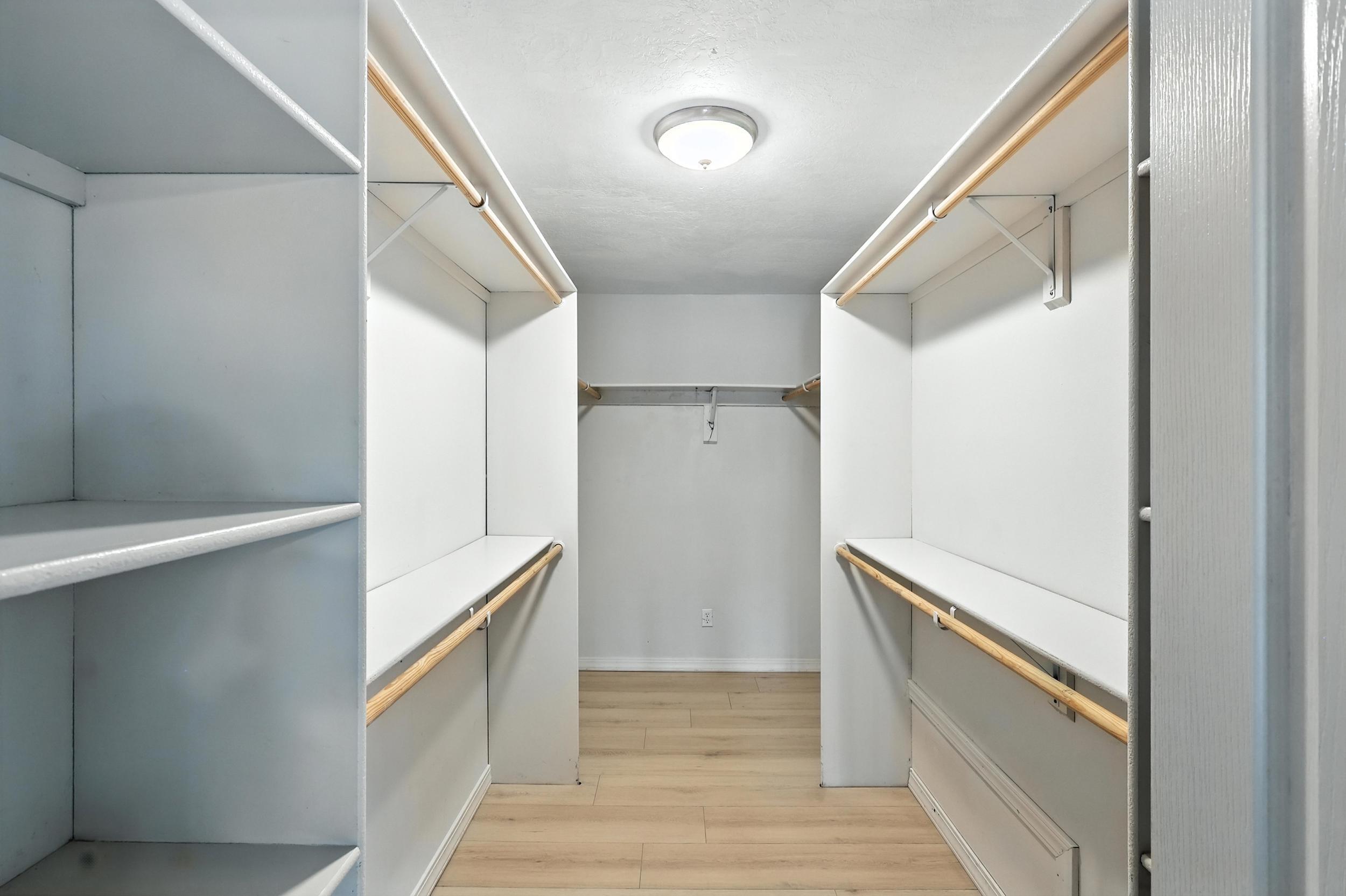 109 JARVIS Place