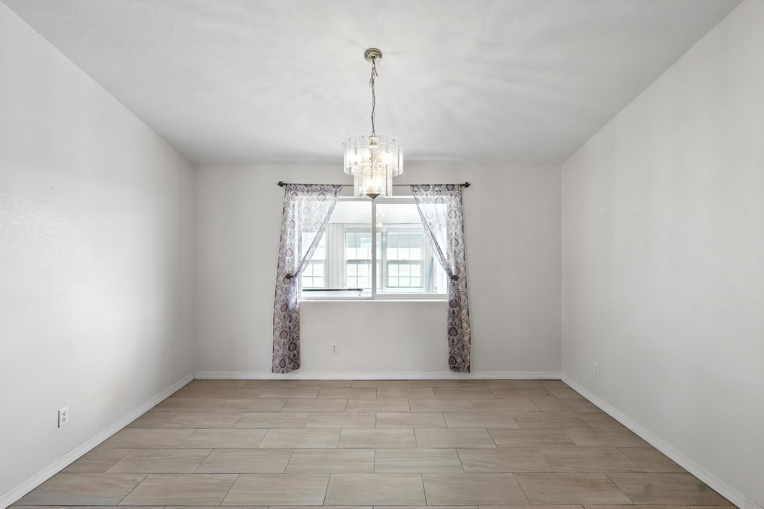 109 JARVIS Place