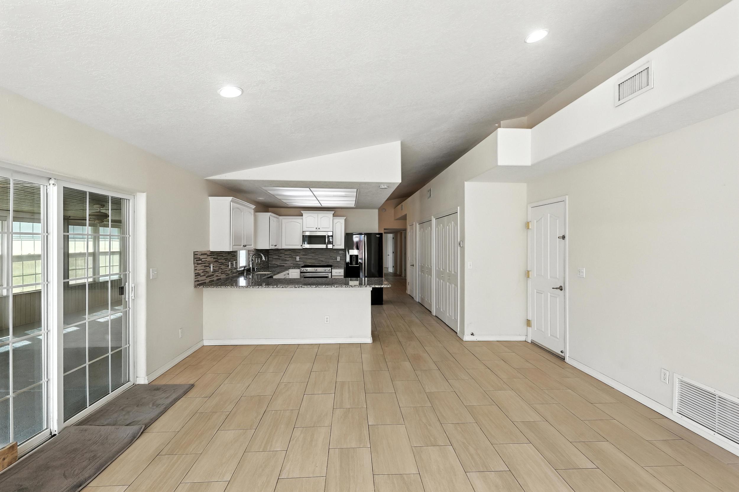 109 JARVIS Place