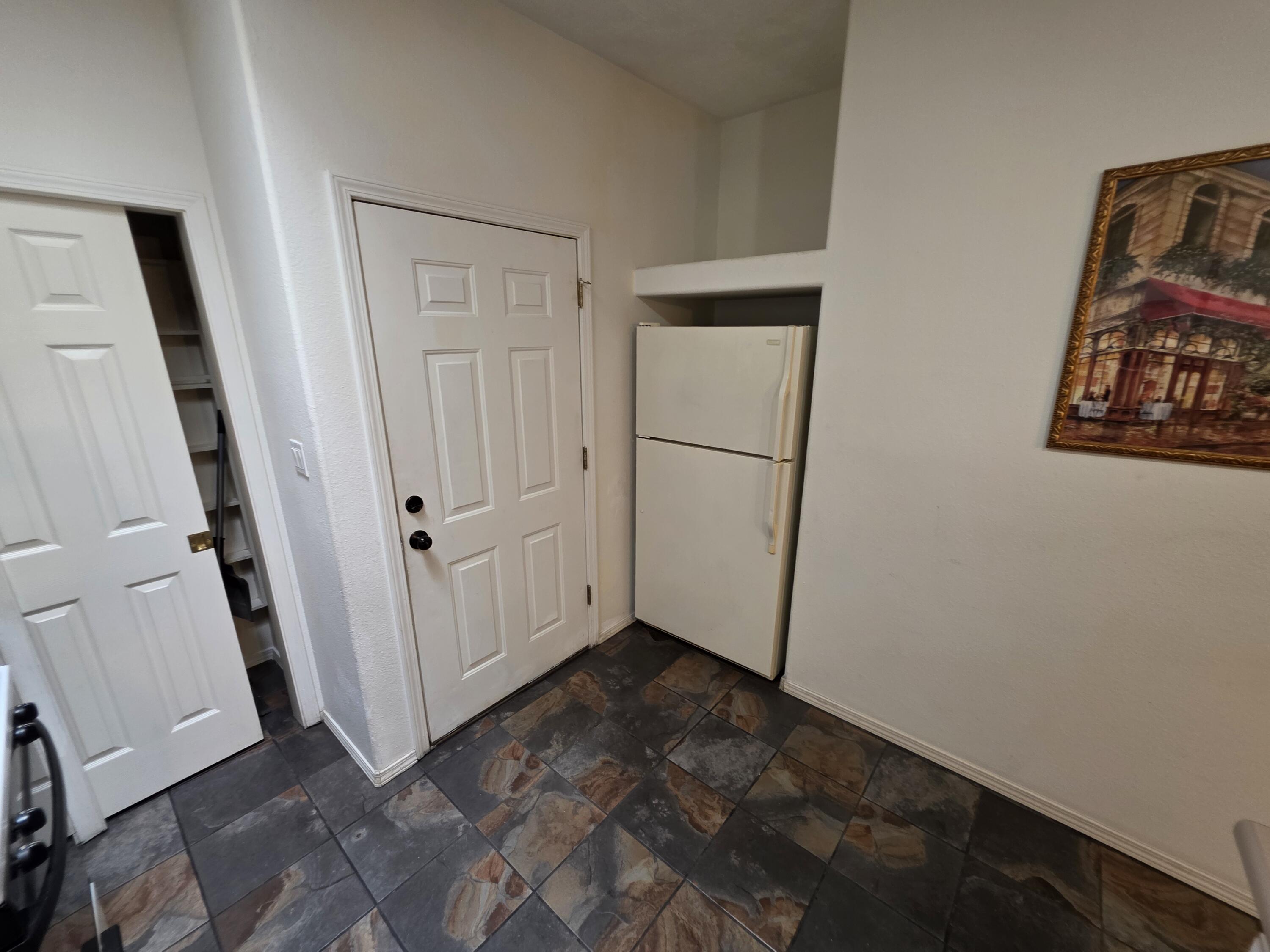 513 ORTIZ Drive NE
