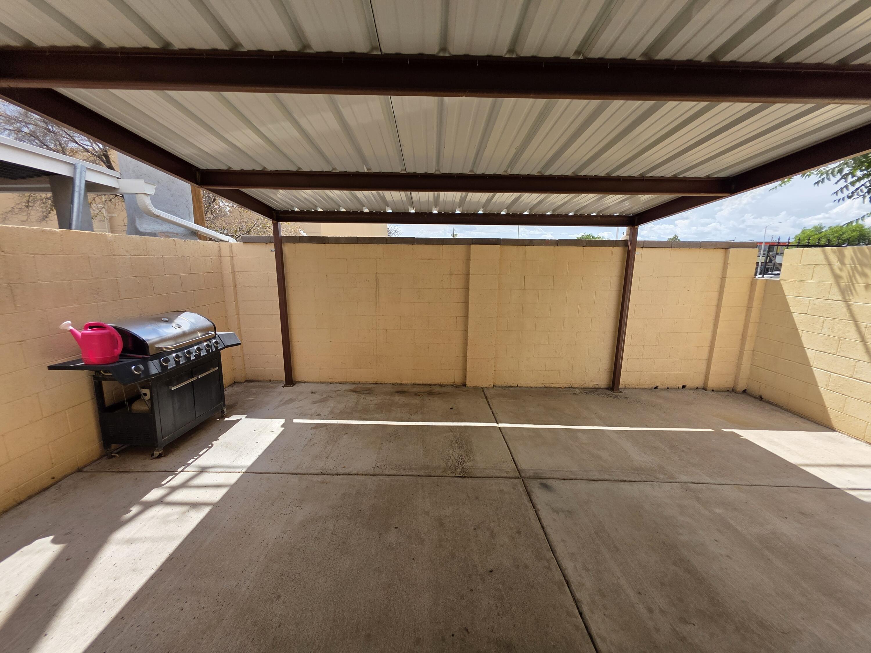513 ORTIZ Drive NE