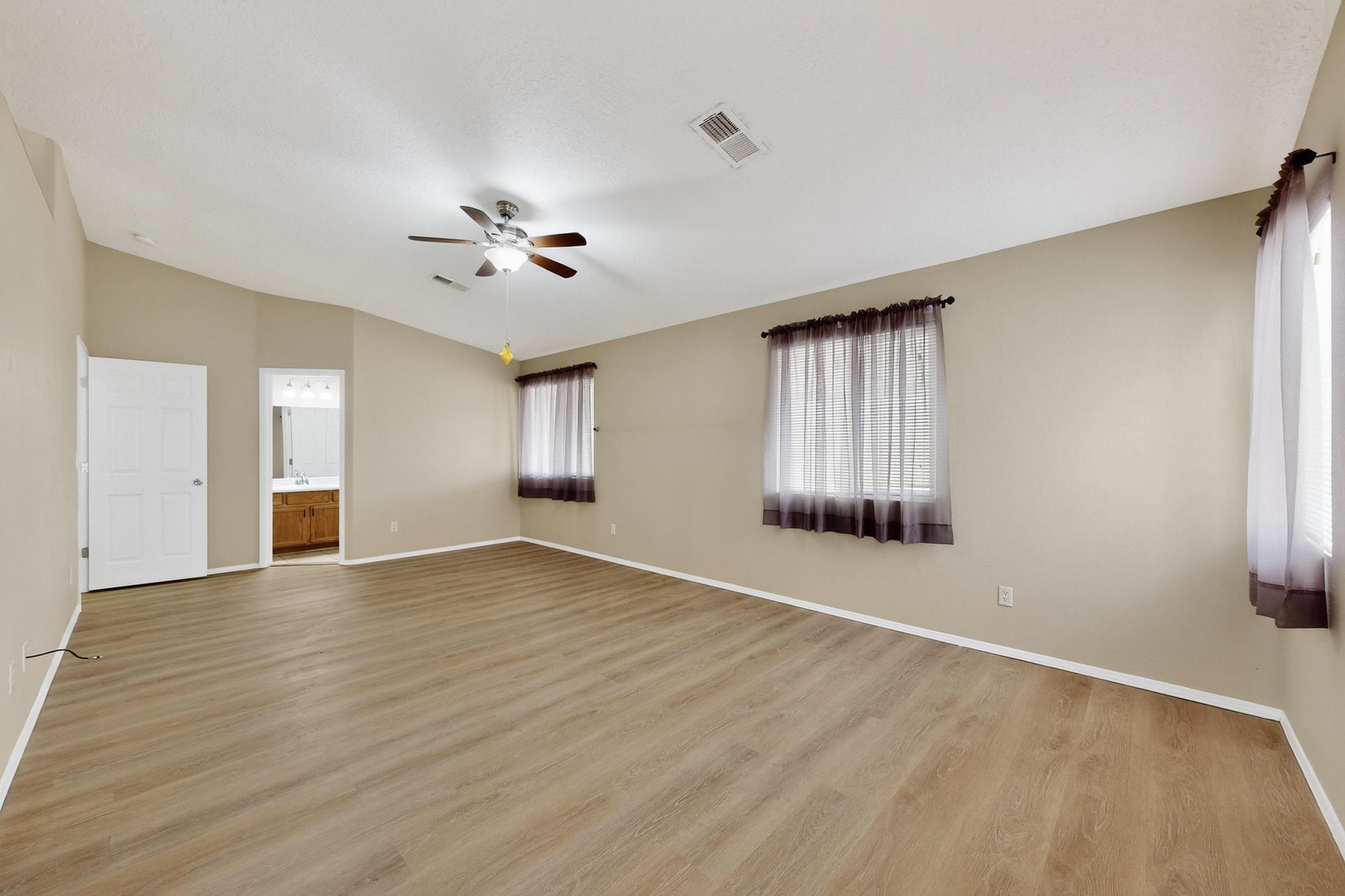 7808 AUTUMN CANYON Road SW