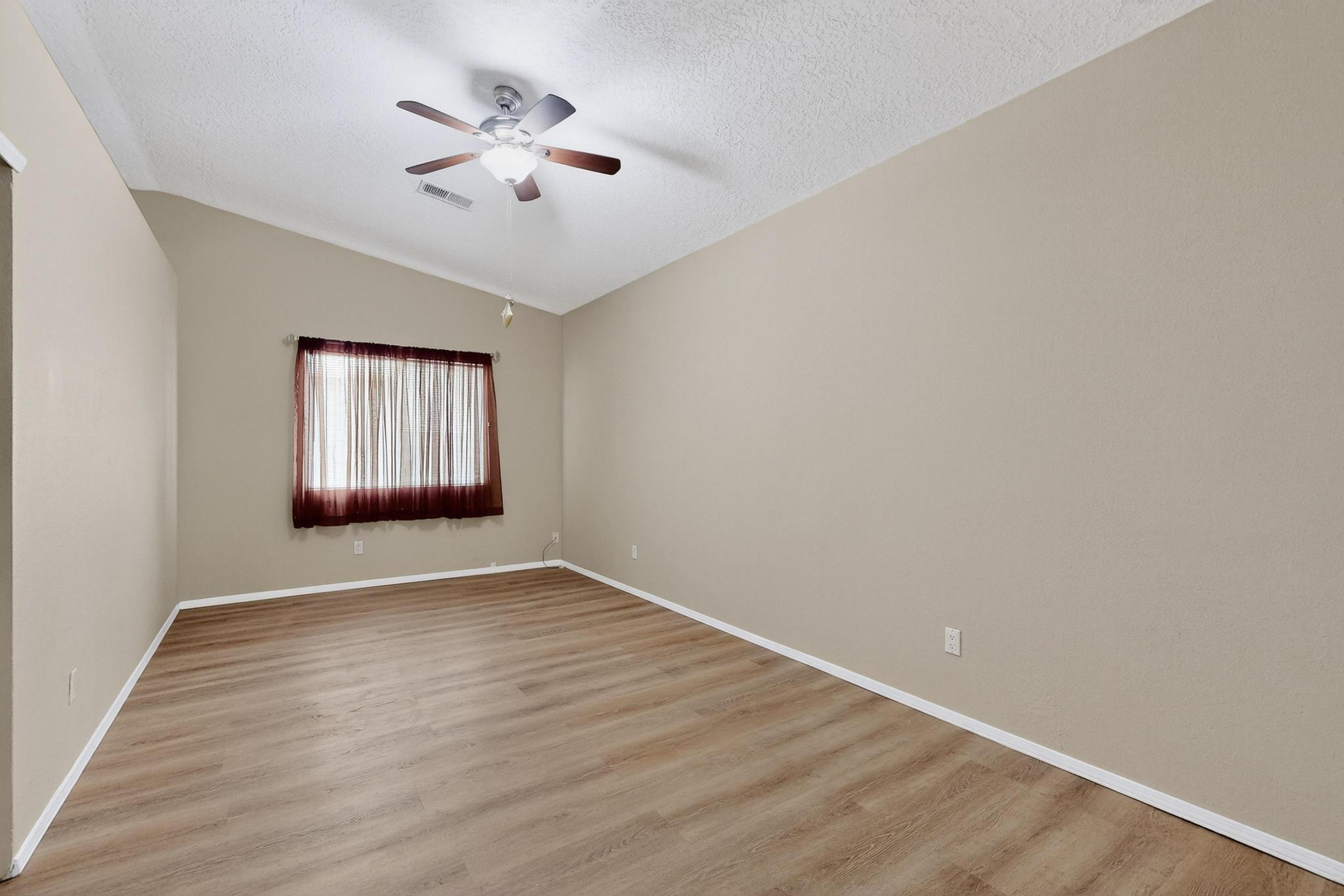 7808 AUTUMN CANYON Road SW