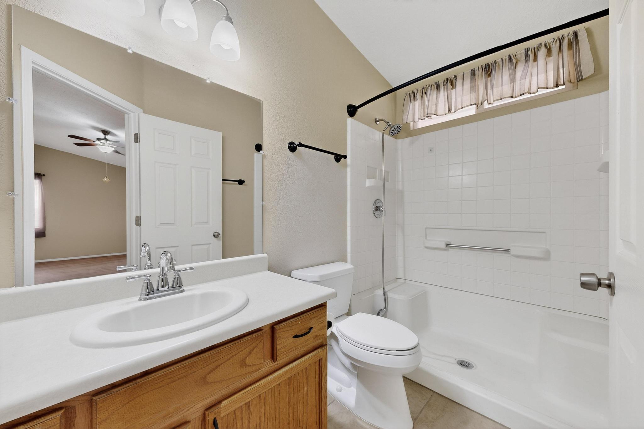 7808 AUTUMN CANYON Road SW