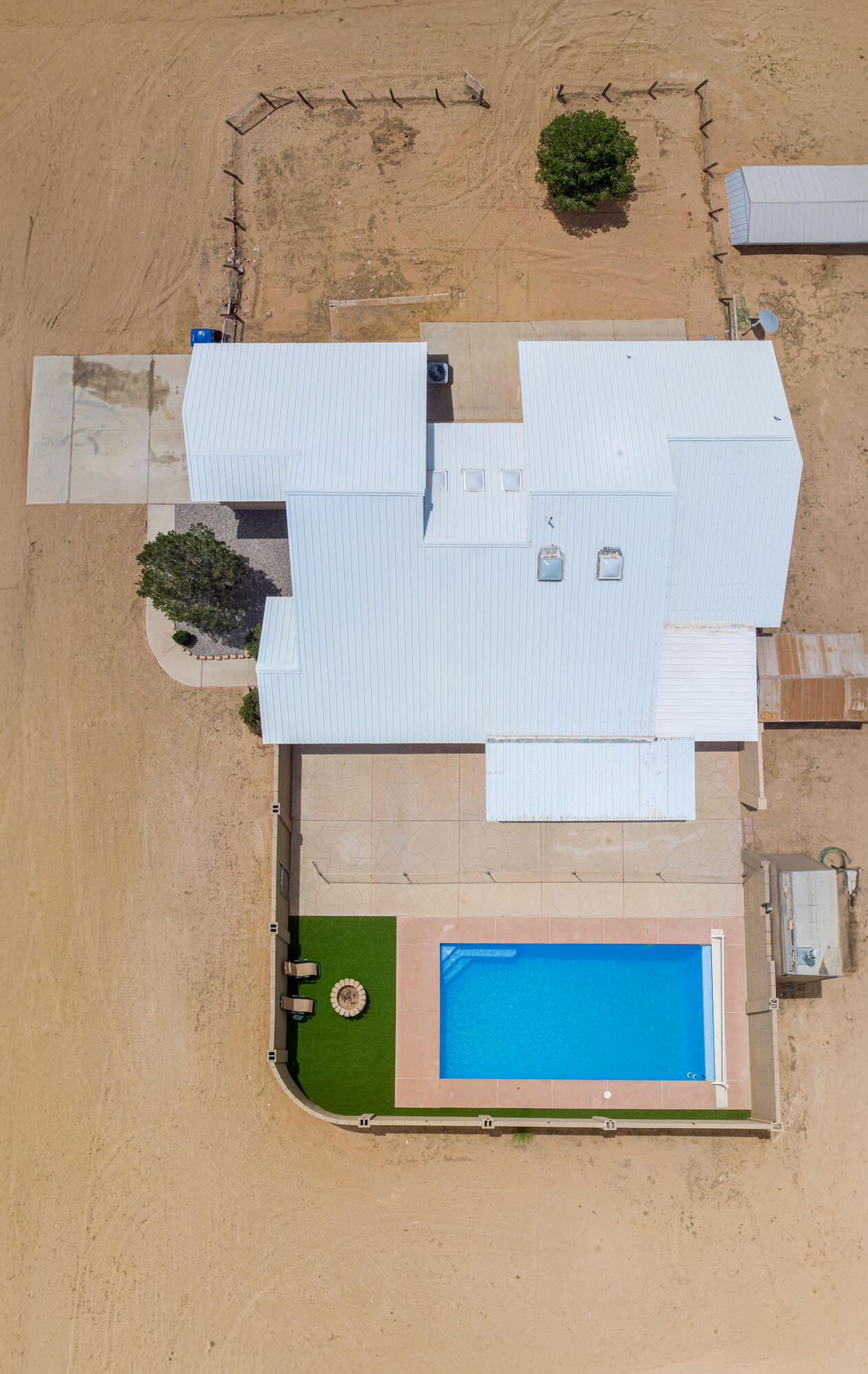 143 VAN CAMP Boulevard