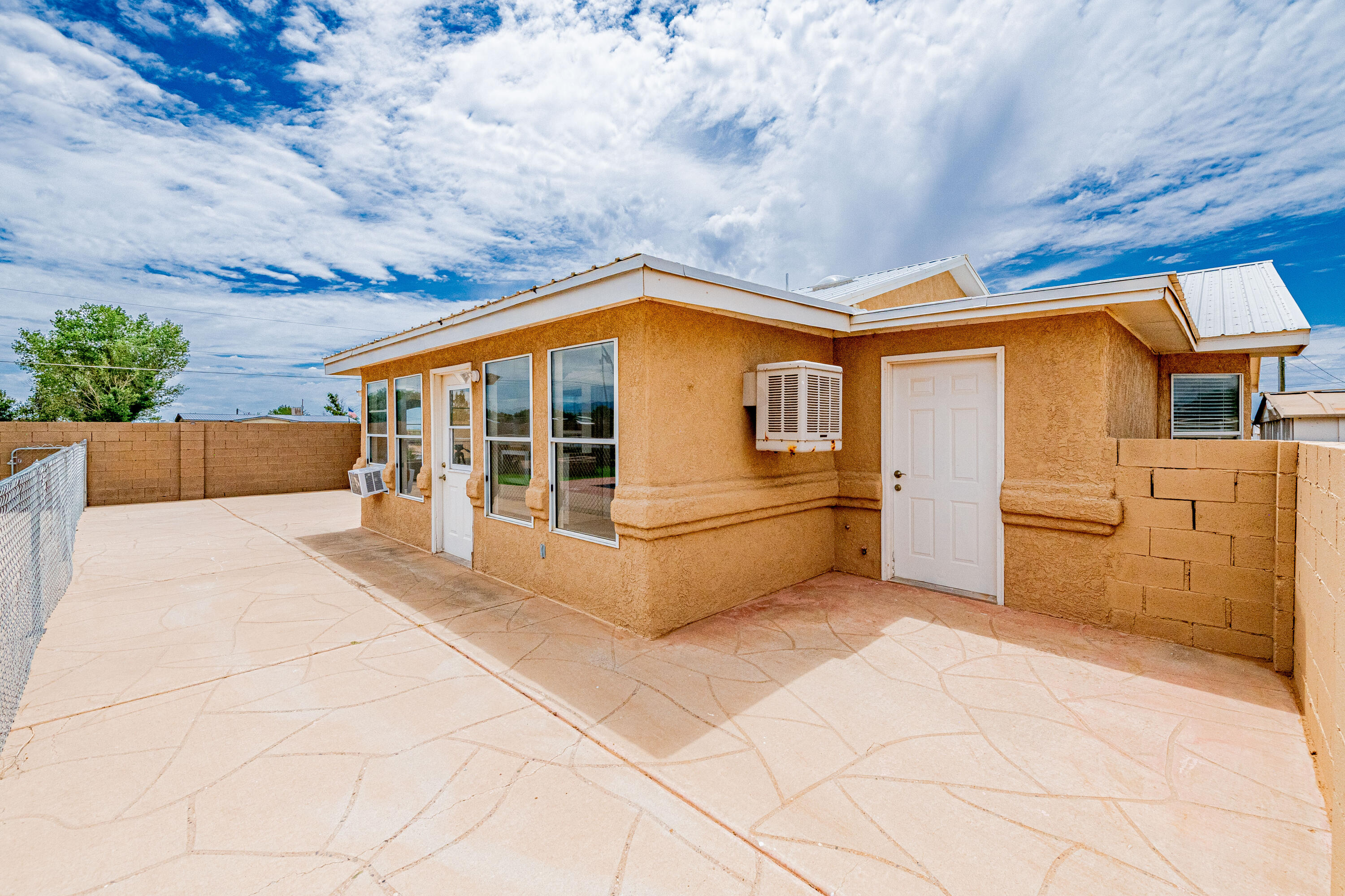 143 VAN CAMP Boulevard