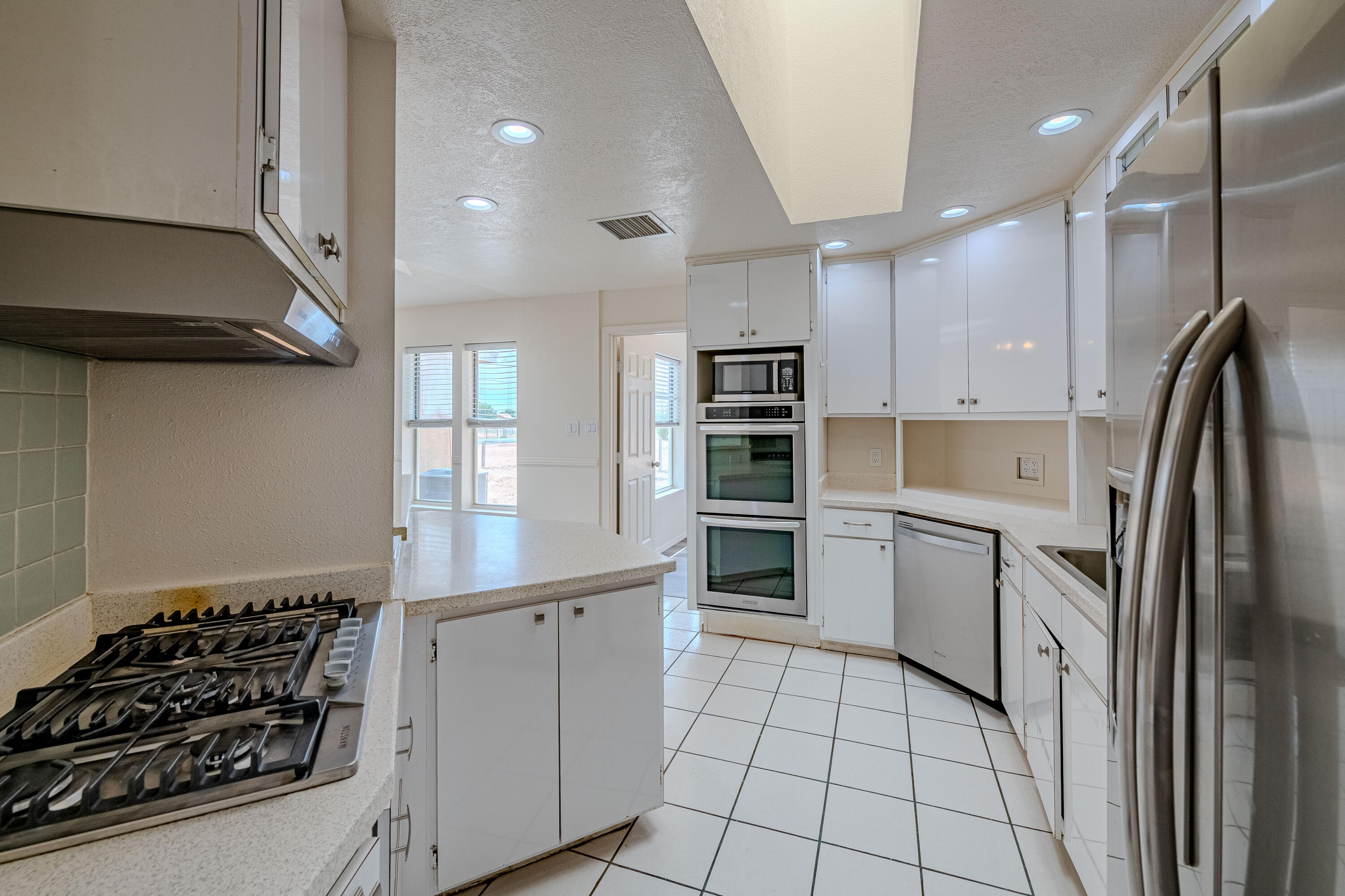 143 VAN CAMP Boulevard