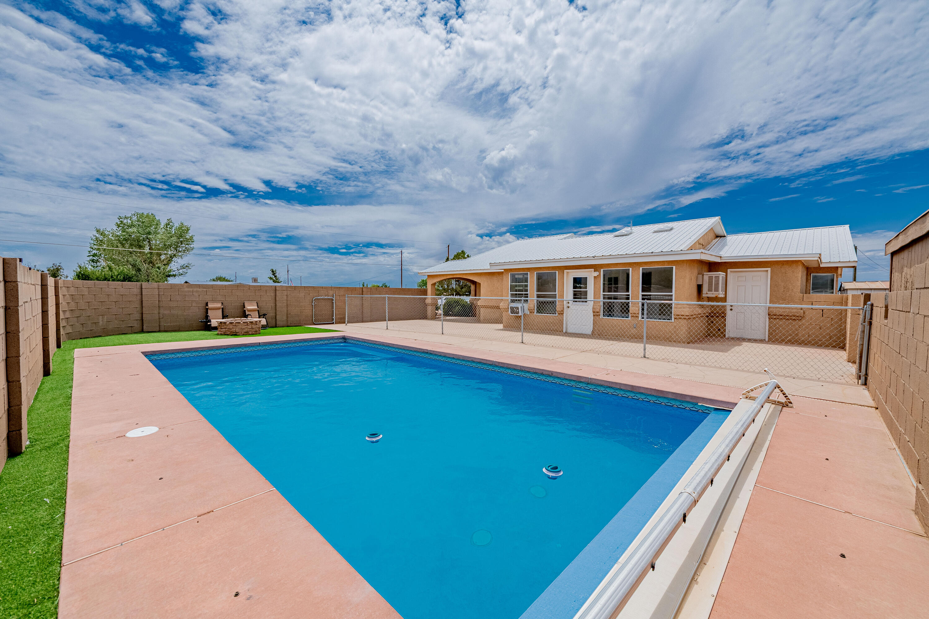 143 VAN CAMP Boulevard