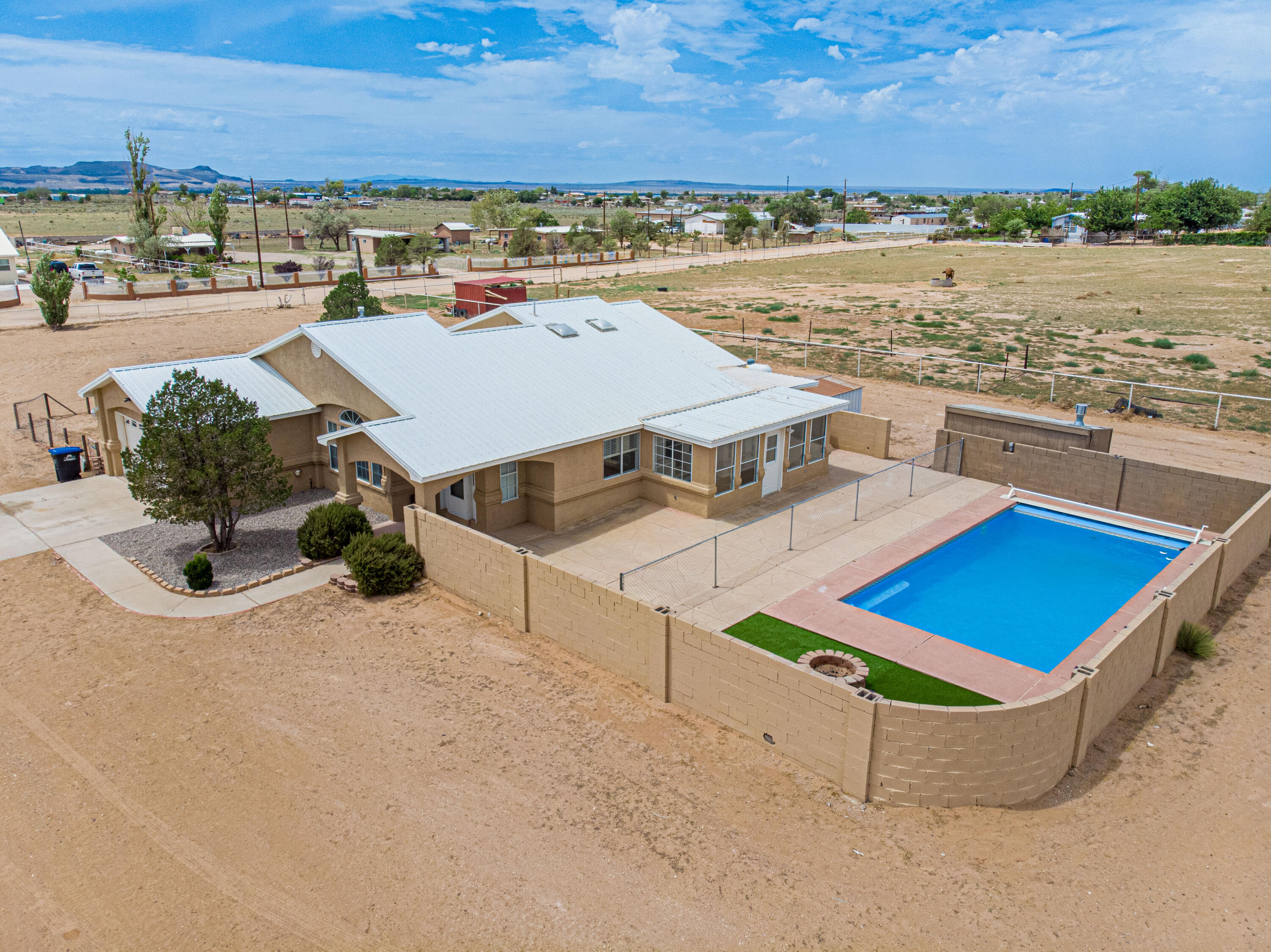 143 VAN CAMP Boulevard