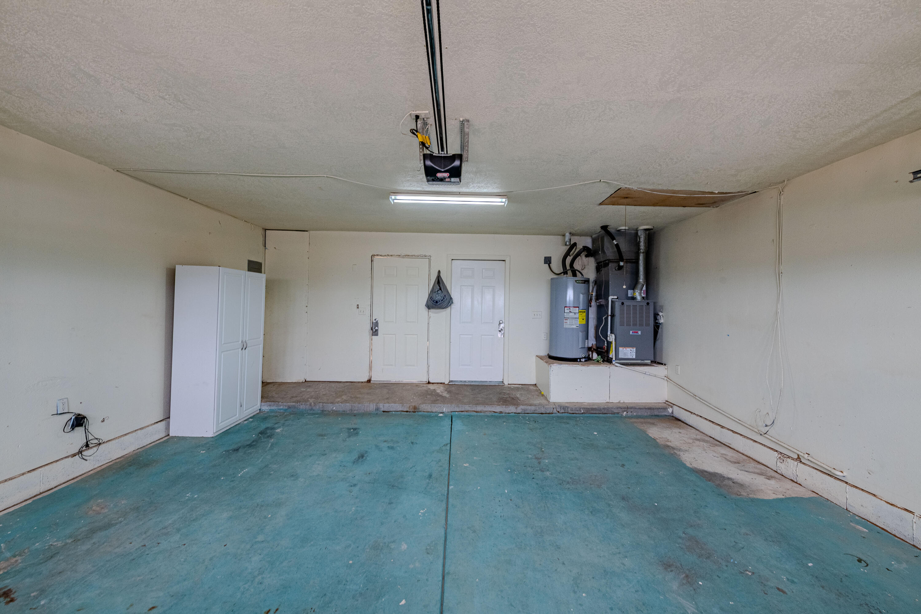 143 VAN CAMP Boulevard