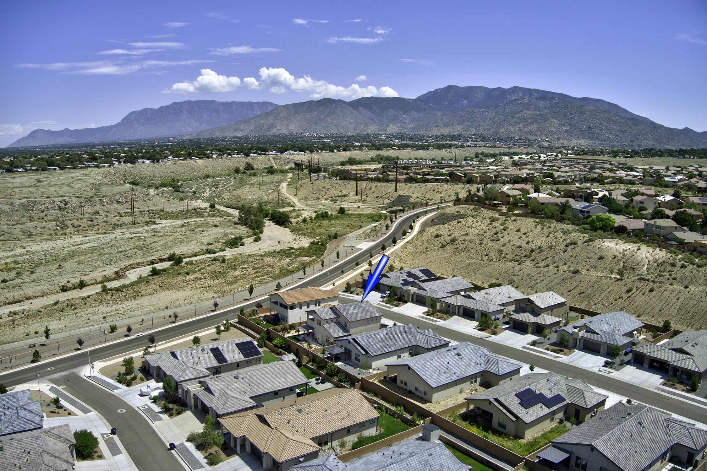 1805 SUNSET Street SE