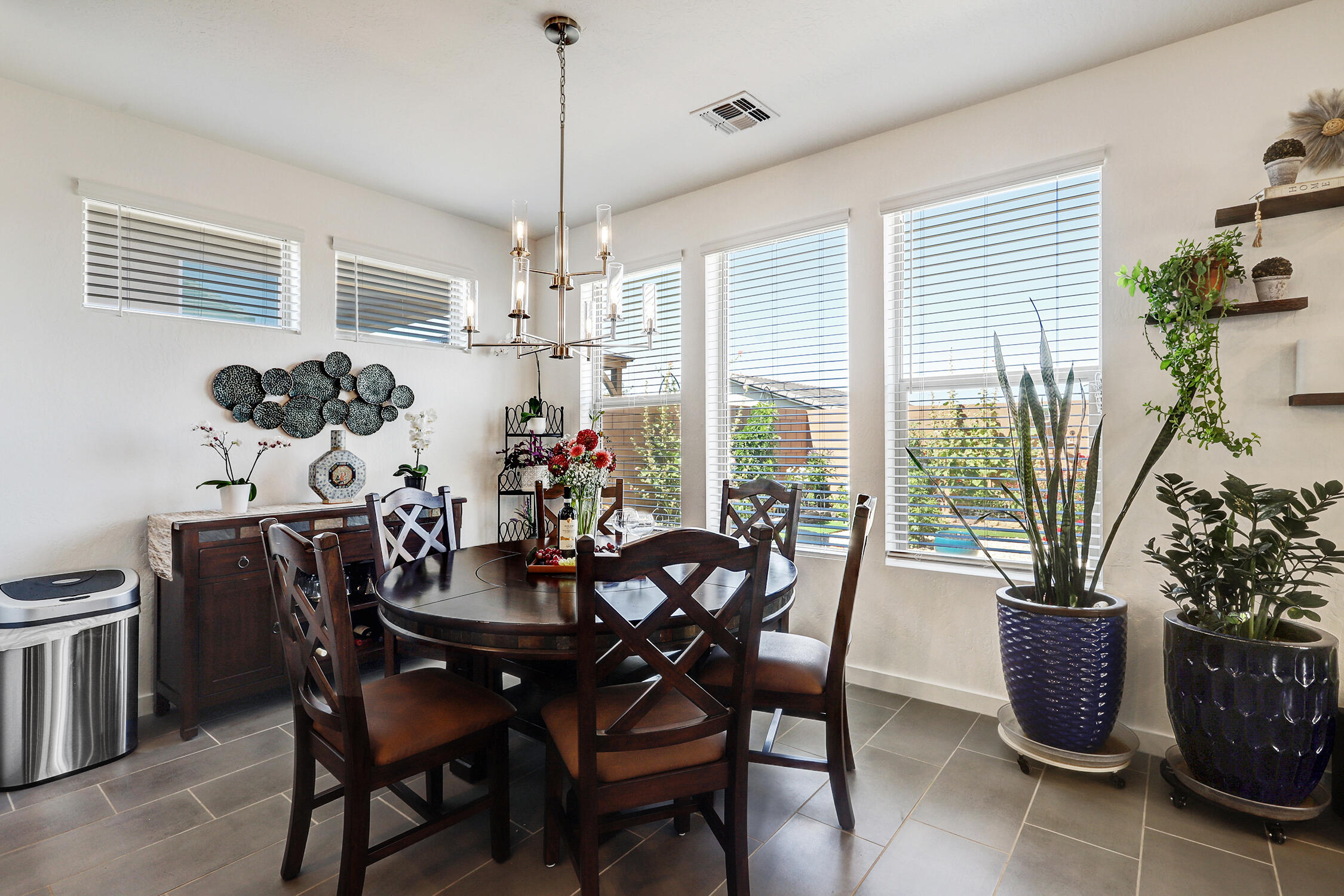 1805 SUNSET Street SE