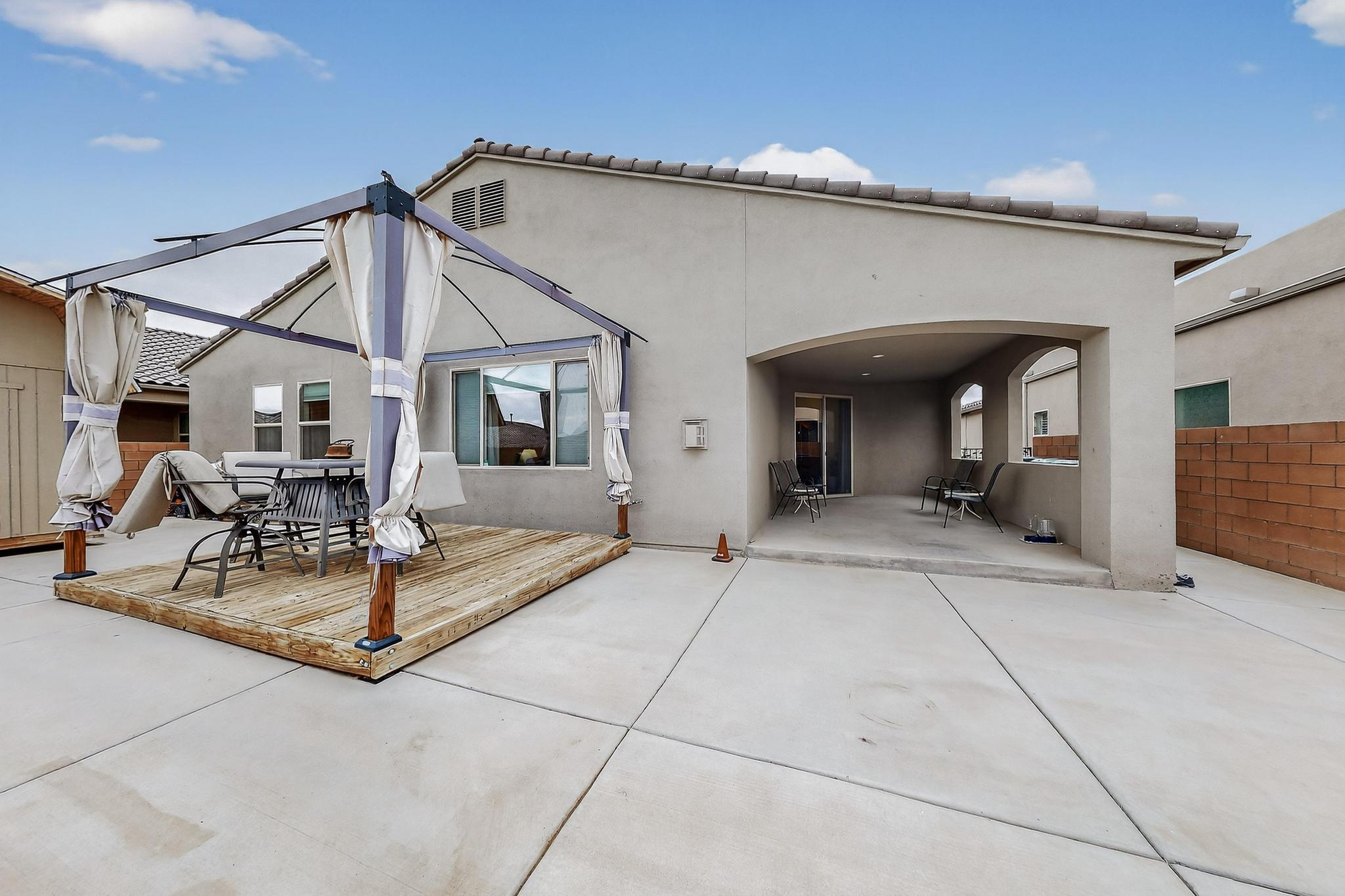 4218 SUMMIT PARK Road NE